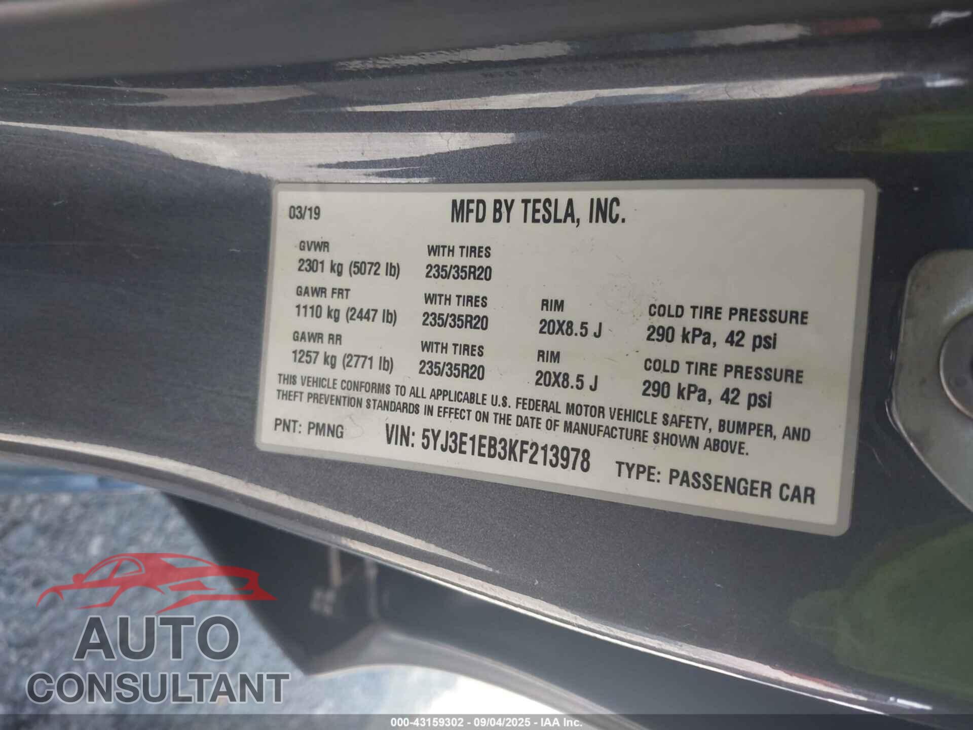 TESLA MODEL 3 2019 - 5YJ3E1EB3KF213978