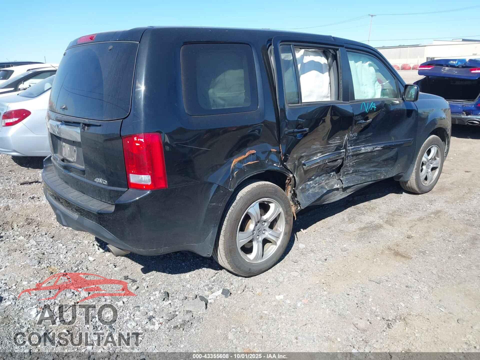 HONDA PILOT 2013 - 5FNYF4H40DB043938