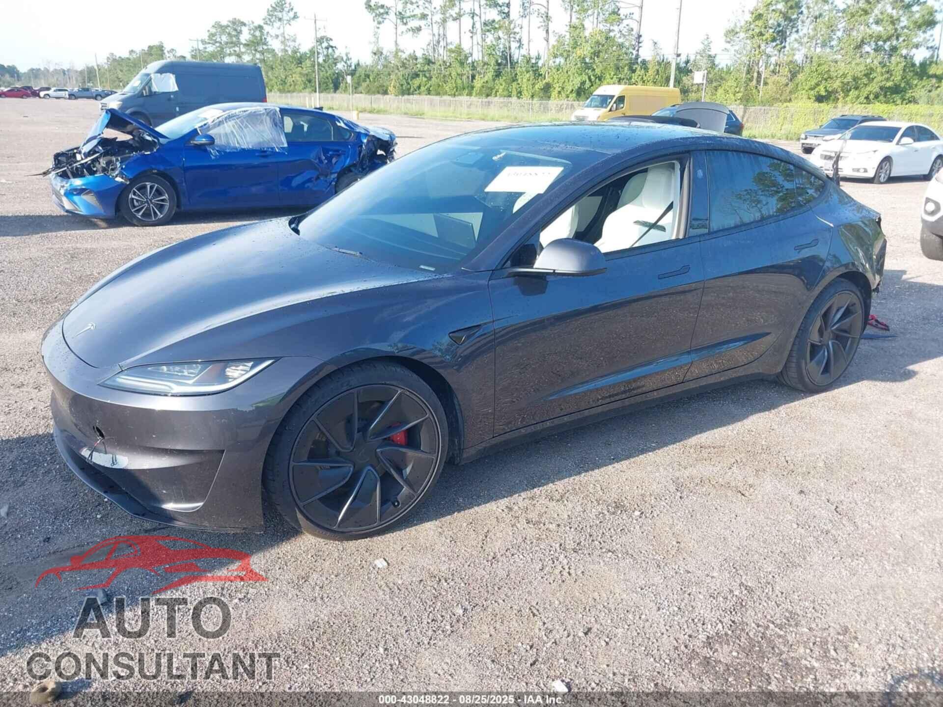 TESLA MODEL 3 2024 - 5YJ3E1ET4RF831605