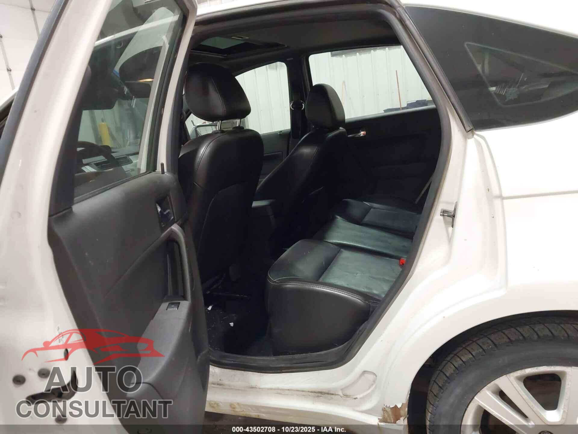 FORD FOCUS 2009 - 1FAHP37N99W253223
