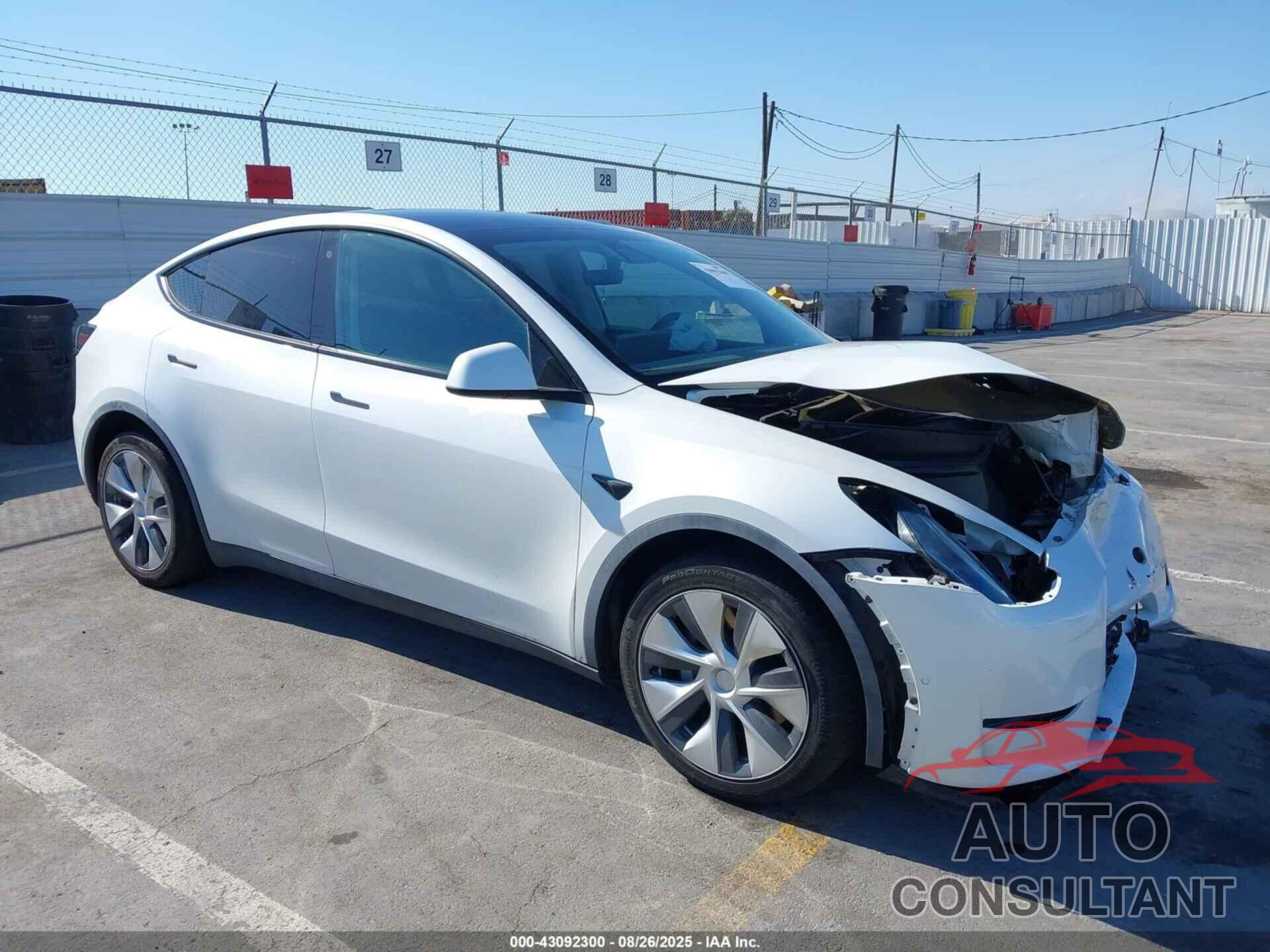 TESLA MODEL Y 2020 - 5YJYGDEE6LF009429