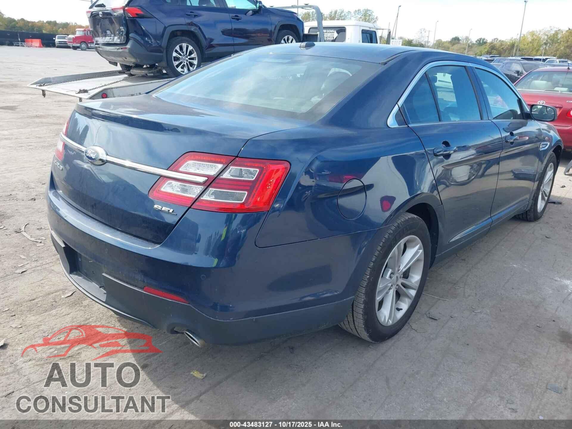 FORD TAURUS 2017 - 1FAHP2E81HG133111