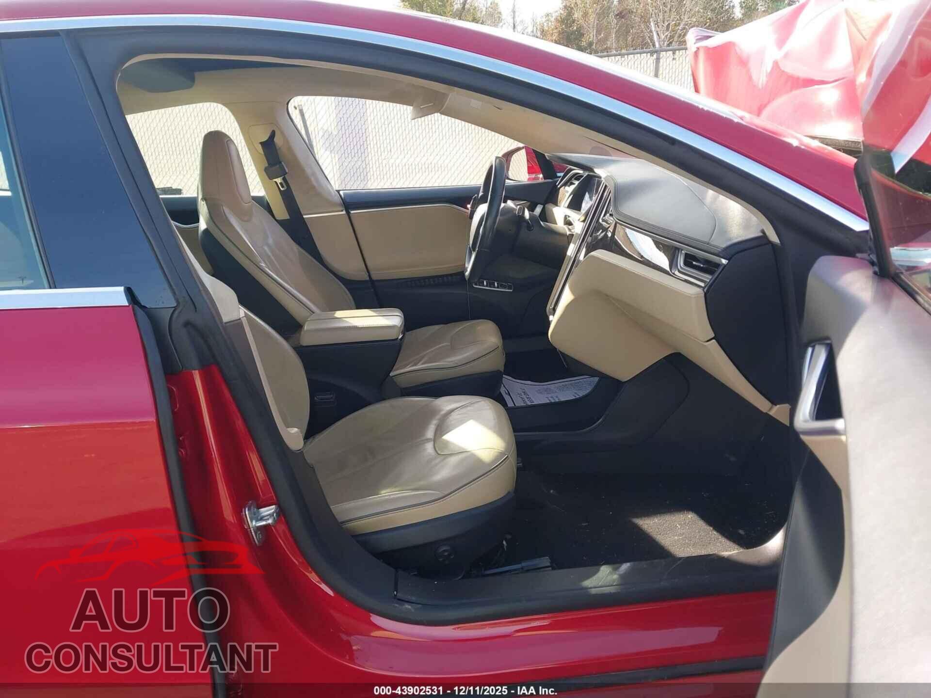 TESLA MODEL S 2013 - 5YJSA1CP9DFP16407