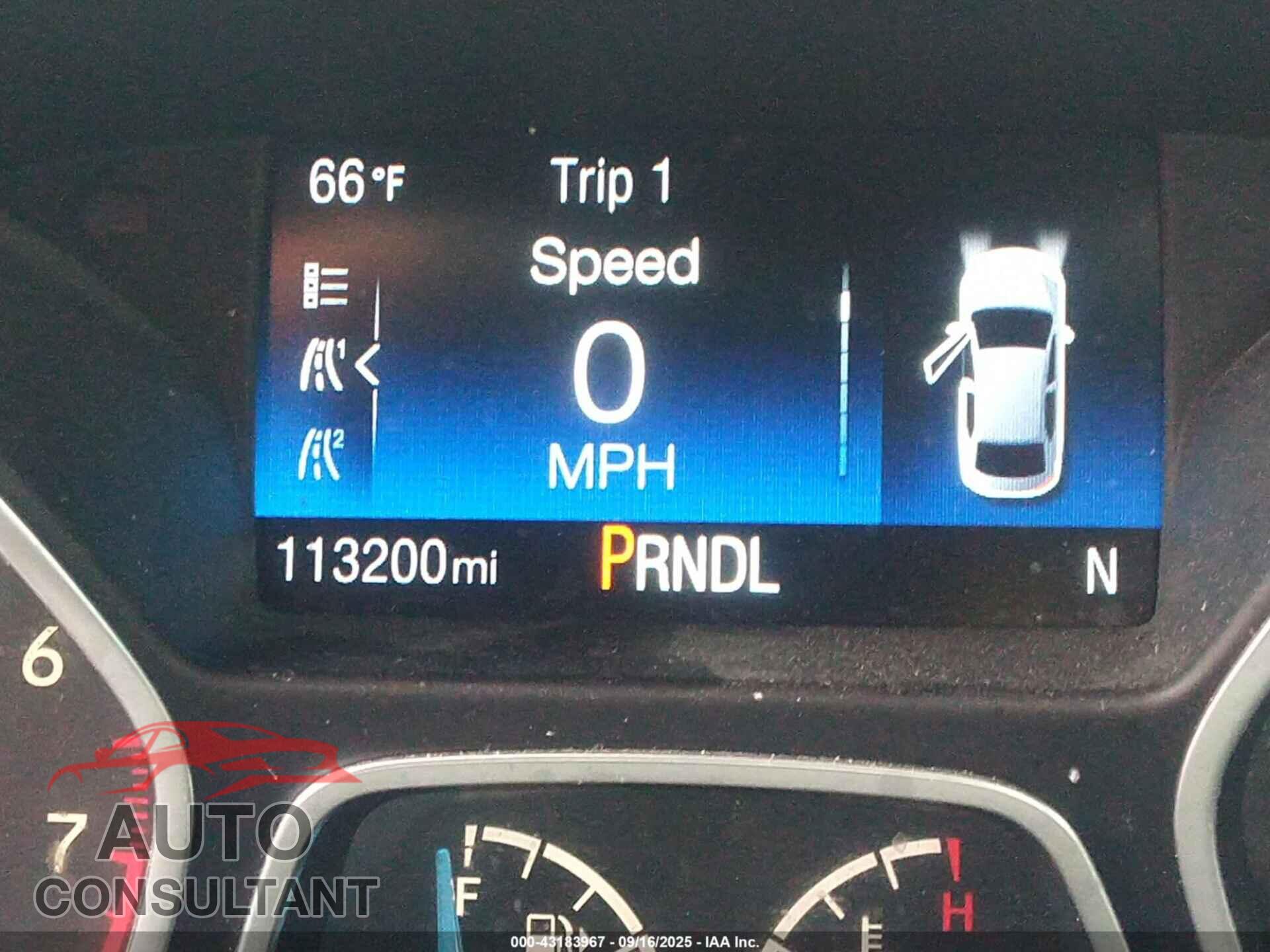 FORD FOCUS 2017 - 1FADP3F26HL281132