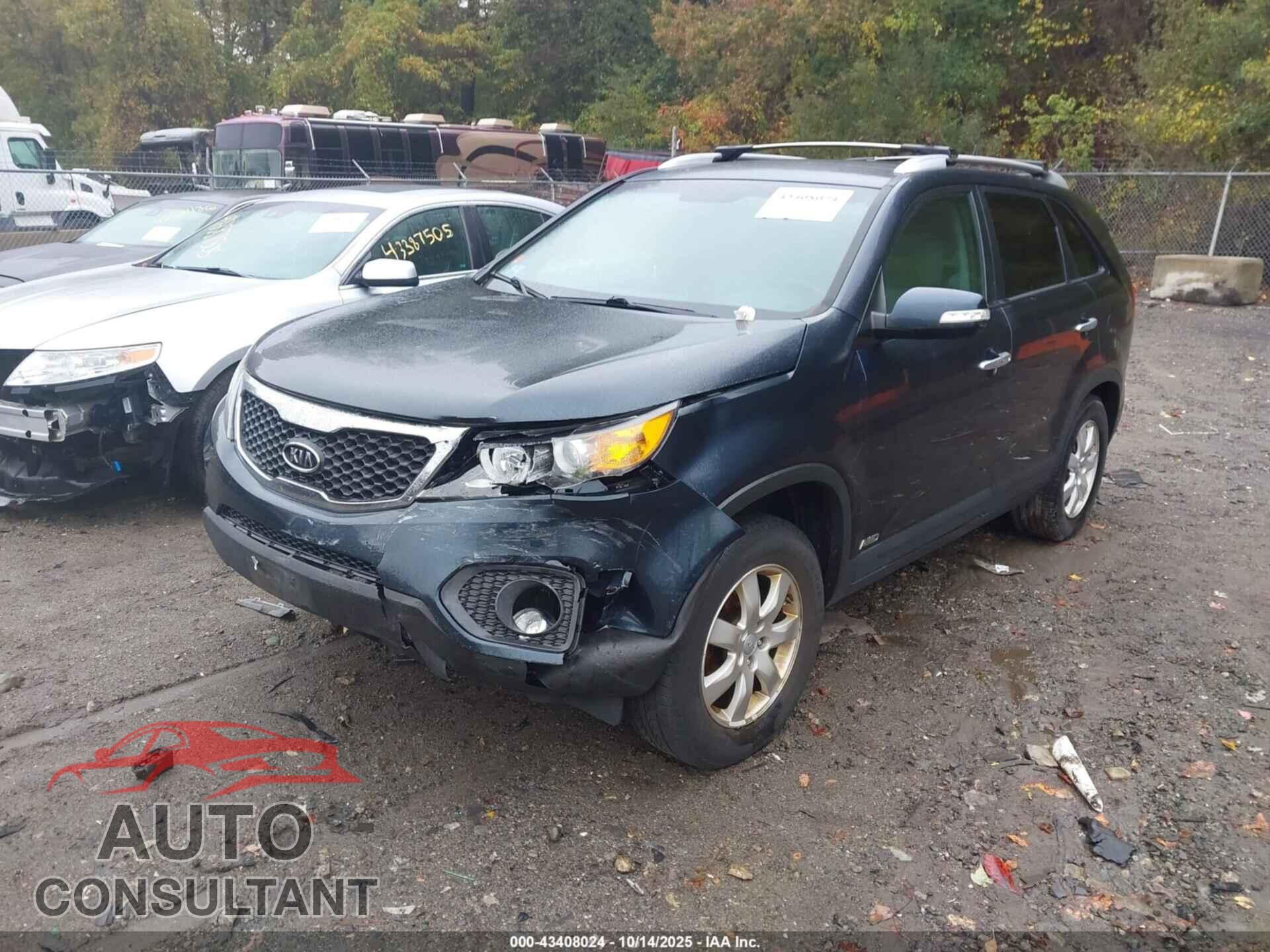 KIA SORENTO 2012 - 5XYKTCA61CG273824
