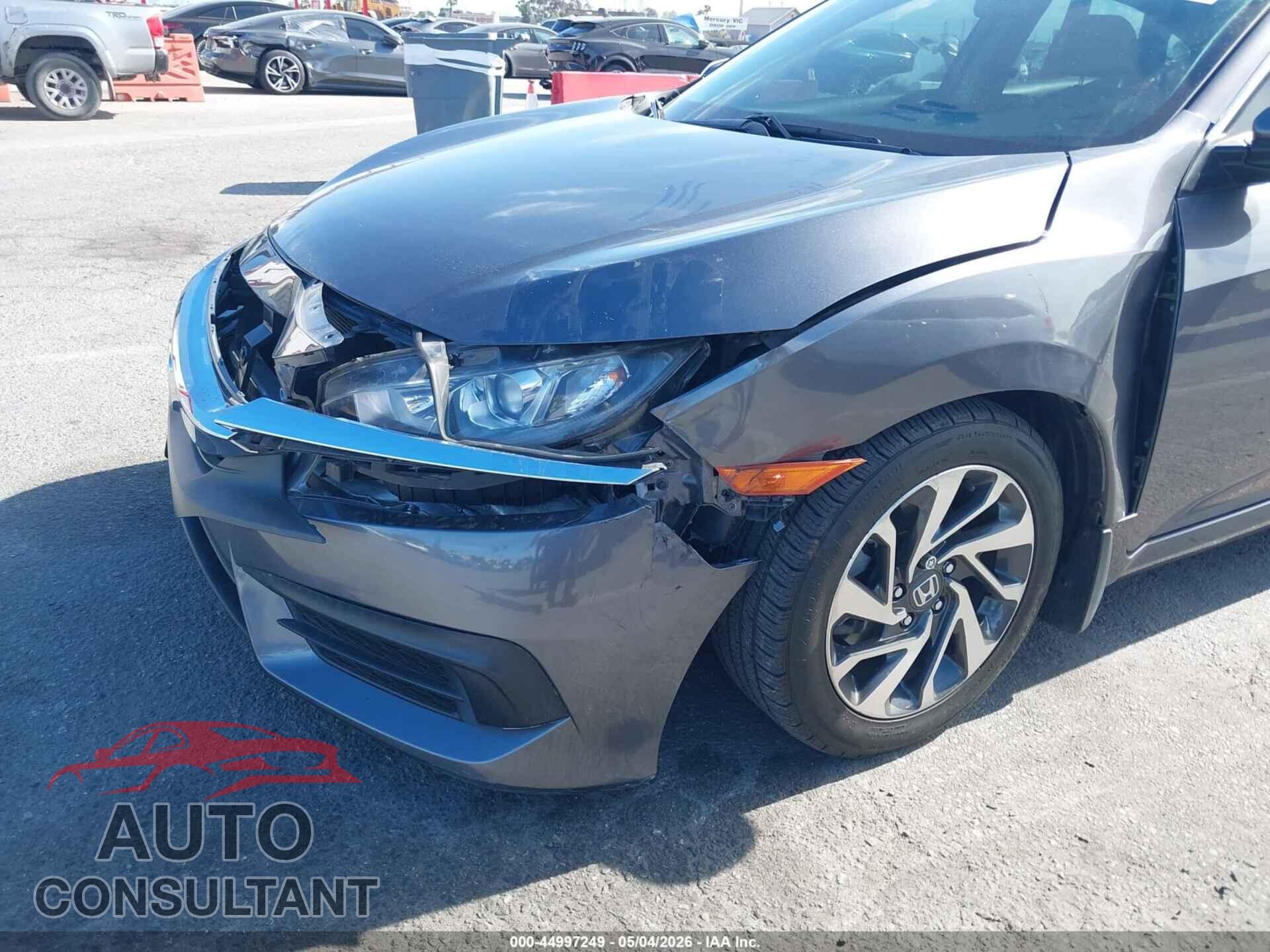 HONDA CIVIC 2017 - 2HGFC2F74HH559478