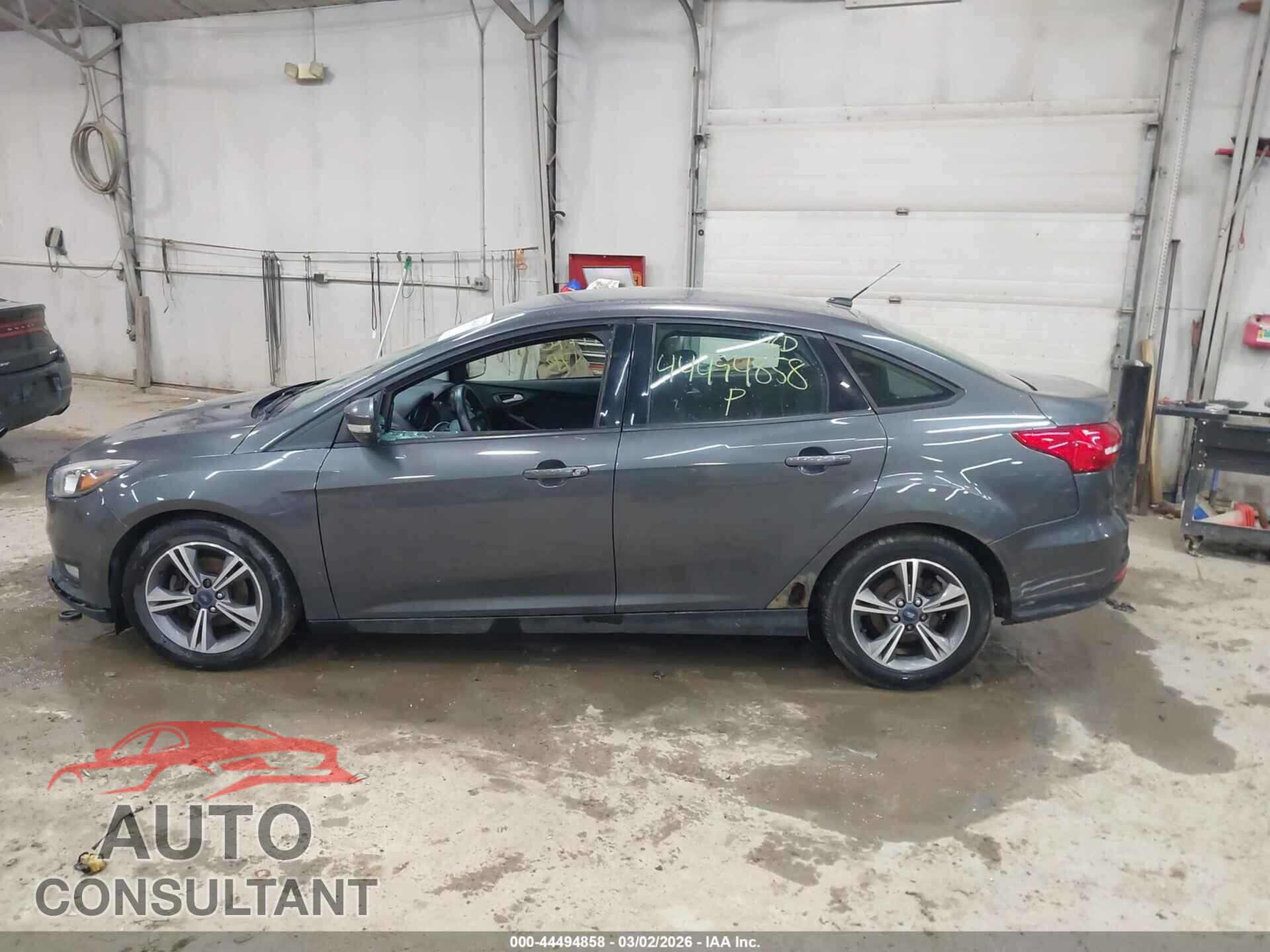 FORD FOCUS 2017 - 1FADP3FE2HL339859