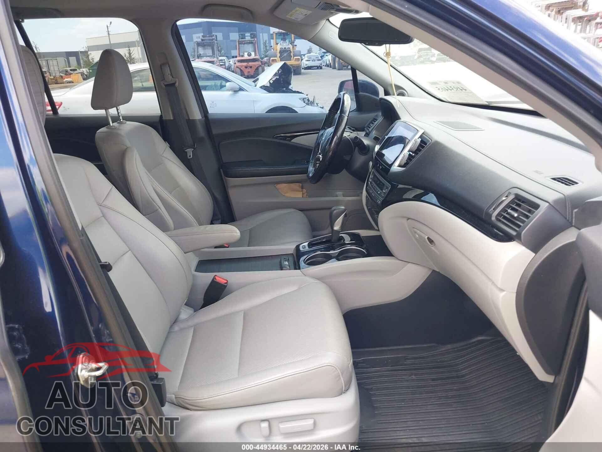 HONDA RIDGELINE 2019 - 5FPYK3F71KB036455