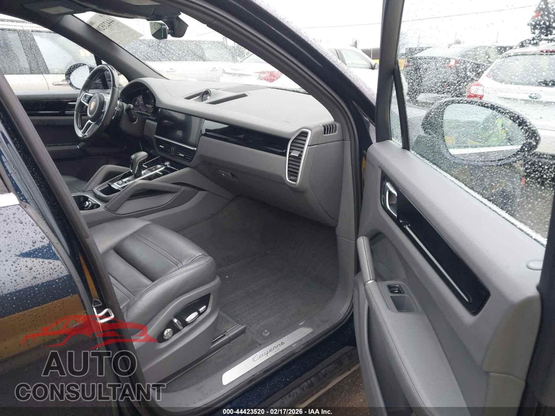 PORSCHE CAYENNE 2019 - WP1AA2AY0KDA12161