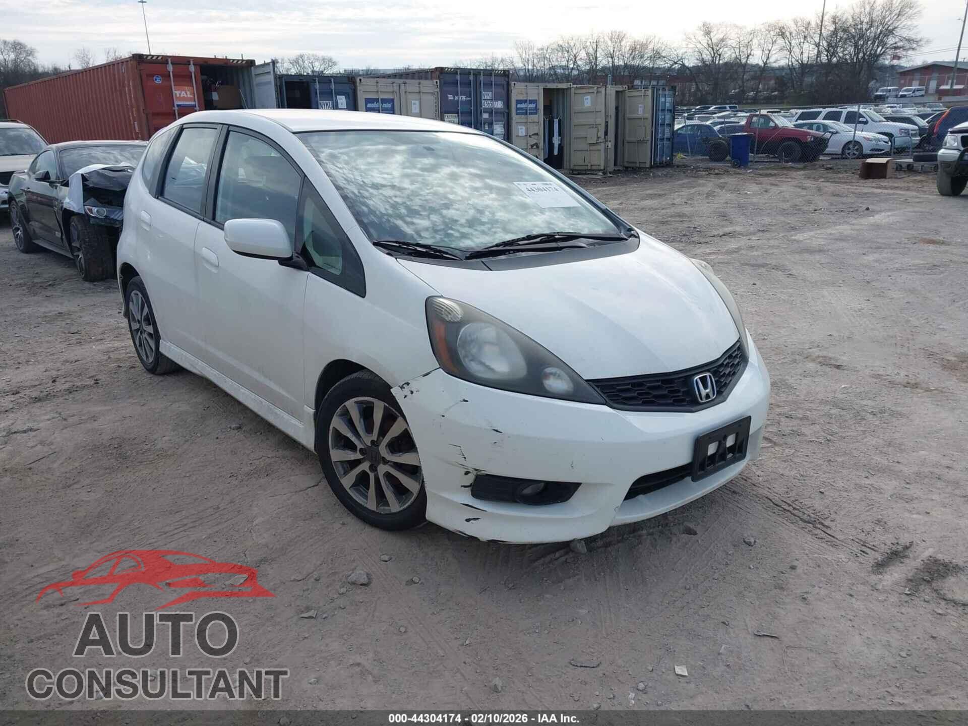 HONDA FIT 2013 - JHMGE8H50DC047935