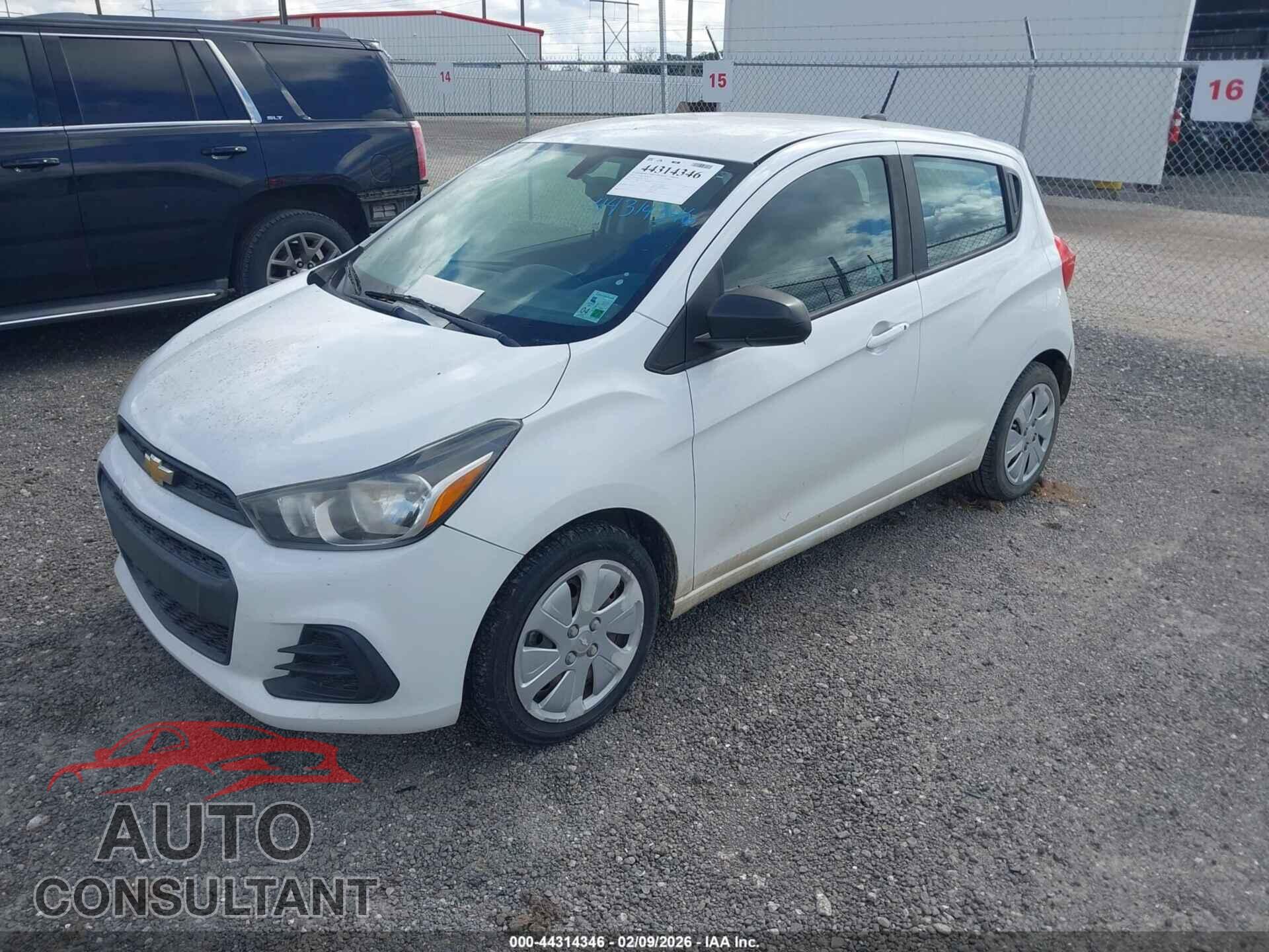 CHEVROLET SPARK 2017 - KL8CB6SA1HC832868
