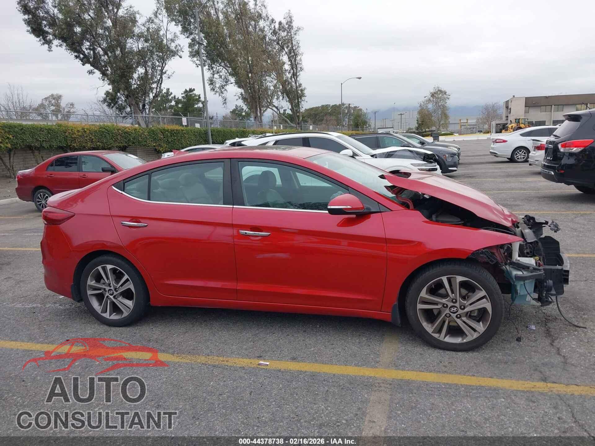 HYUNDAI ELANTRA 2017 - 5NPD84LF6HH076175