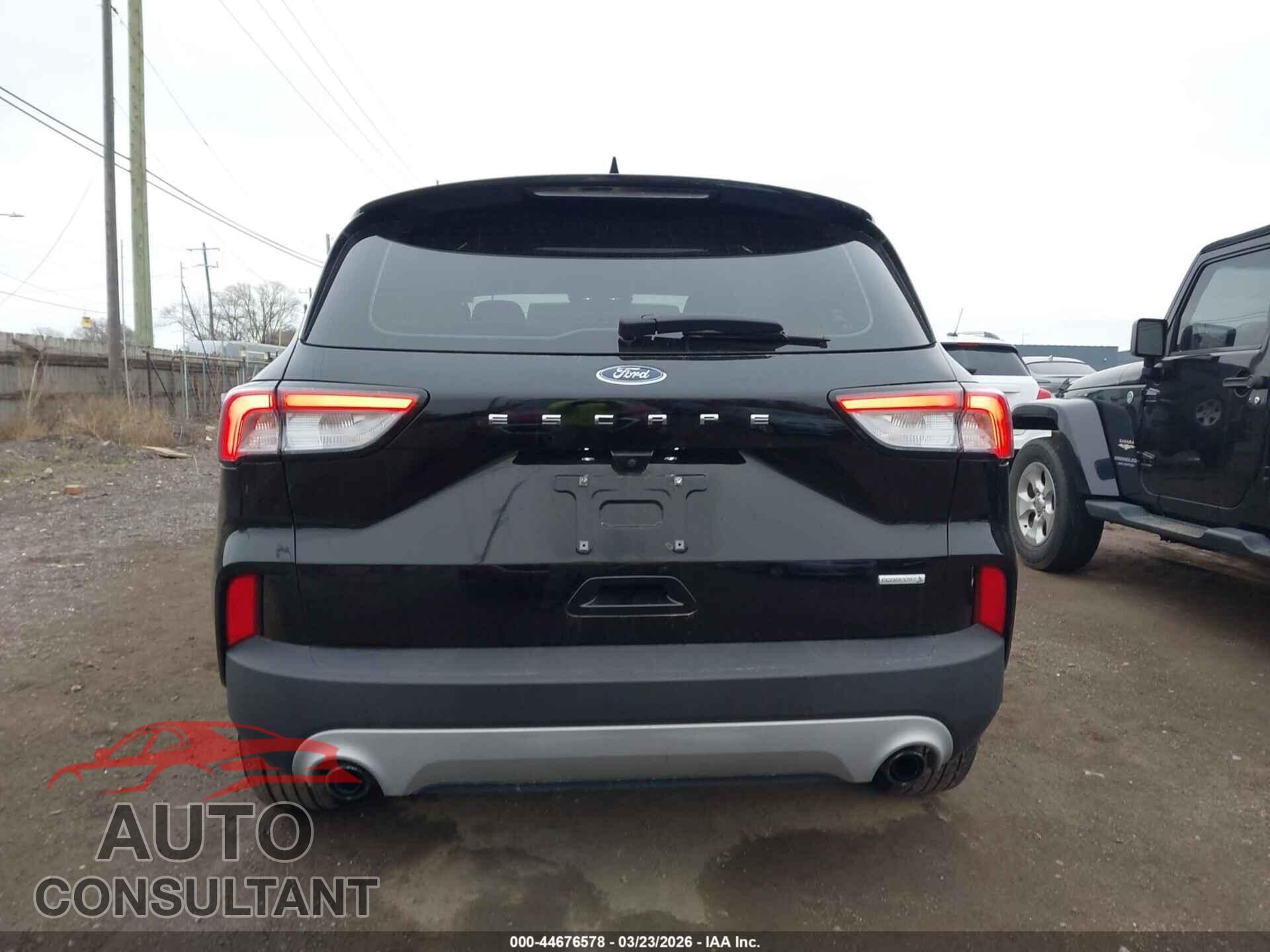 FORD ESCAPE 2020 - 1FMCU0F60LUA84438