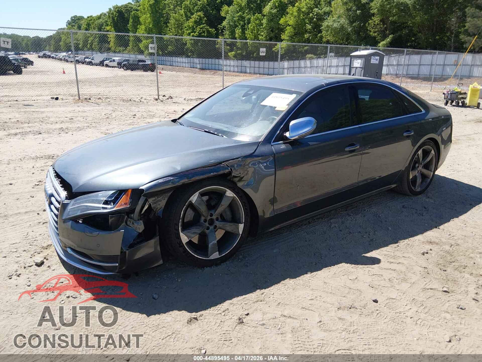 AUDI S8 2013 - WAUD2AFD0DN011341
