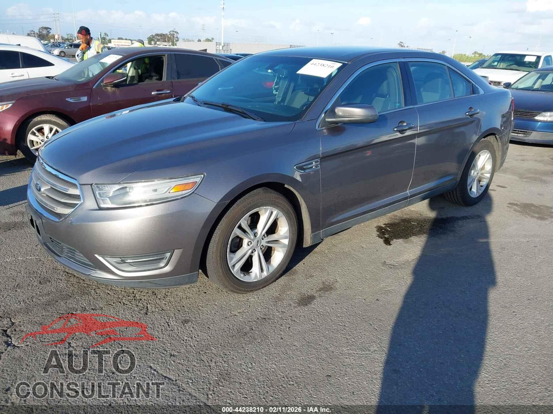 FORD TAURUS 2013 - 1FAHP2E81DG145933