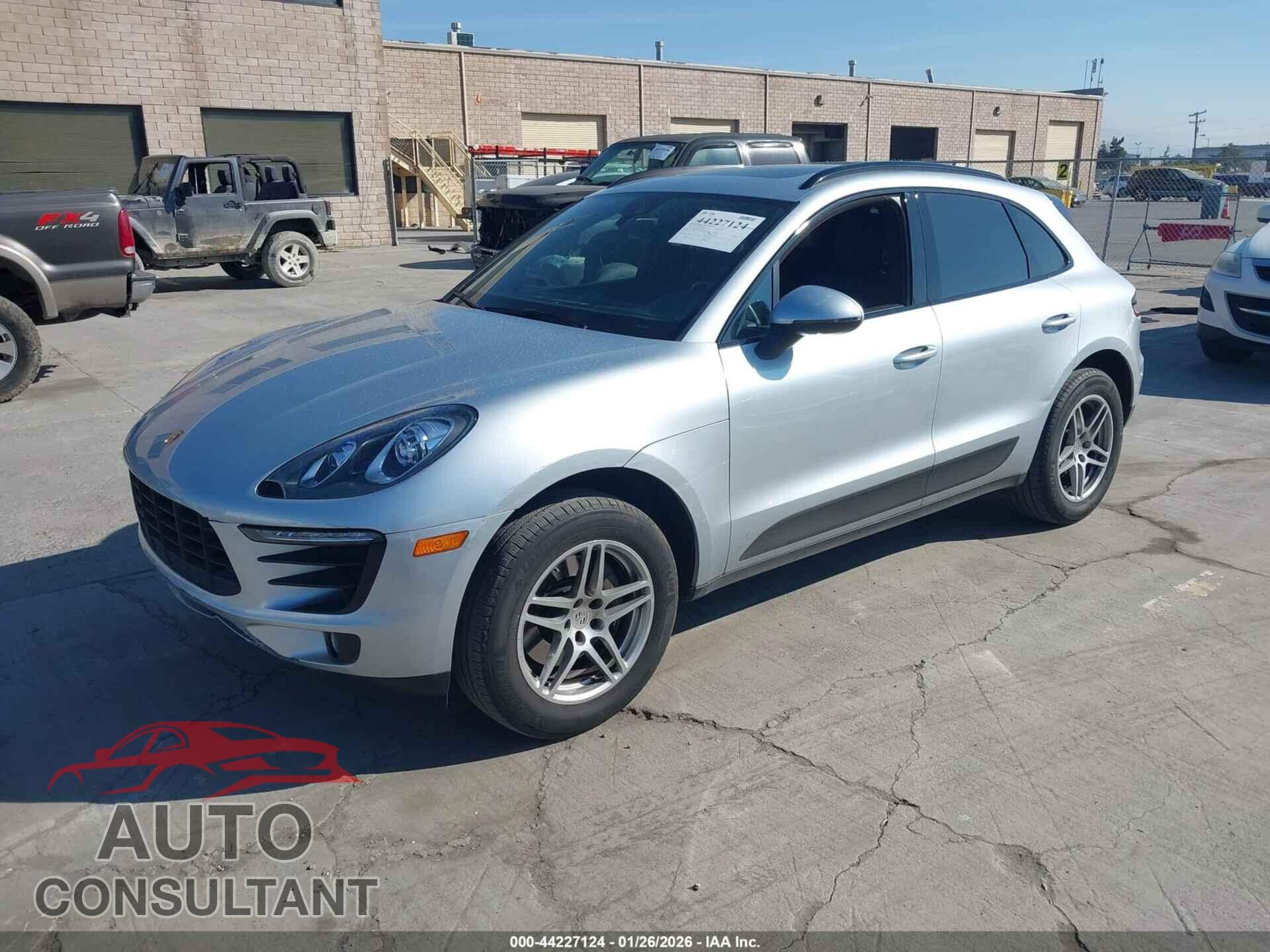 PORSCHE MACAN 2017 - WP1AA2A58HLB04736