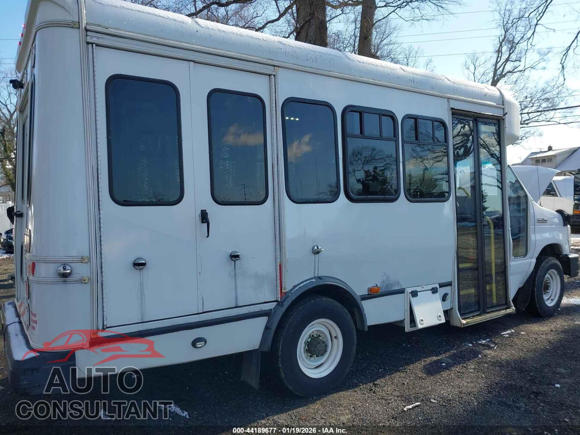 FORD E-350 CUTAWAY 2017 - 1FDEE3FS4HDC41593