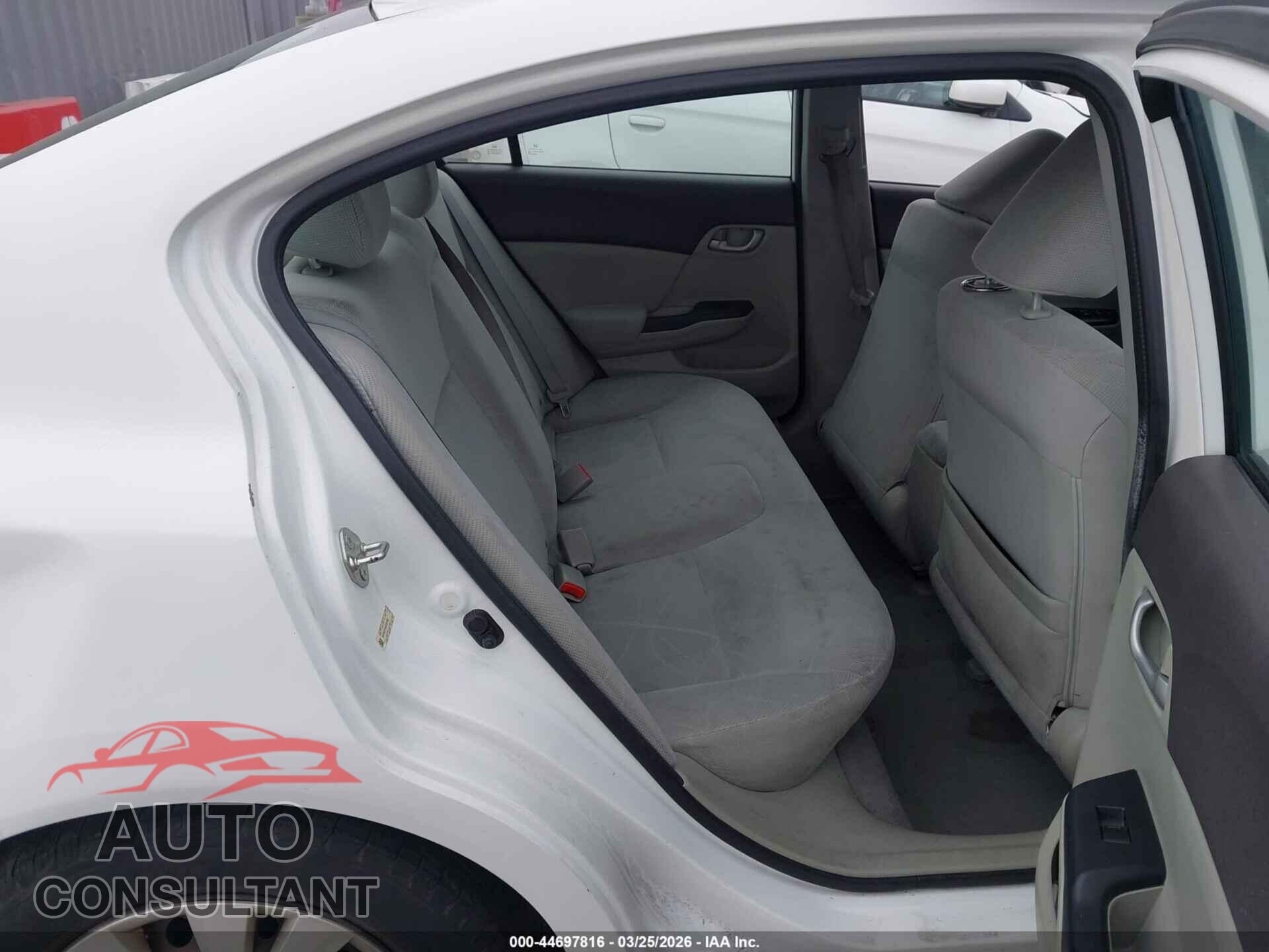 HONDA CIVIC 2012 - 19XFB2F53CE367652