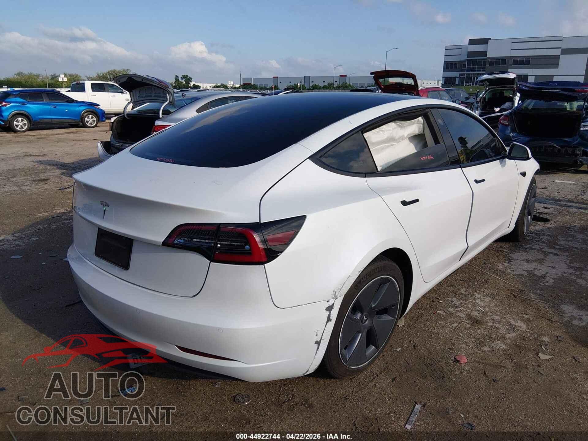 TESLA MODEL 3 2022 - 5YJ3E1EA6NF316663
