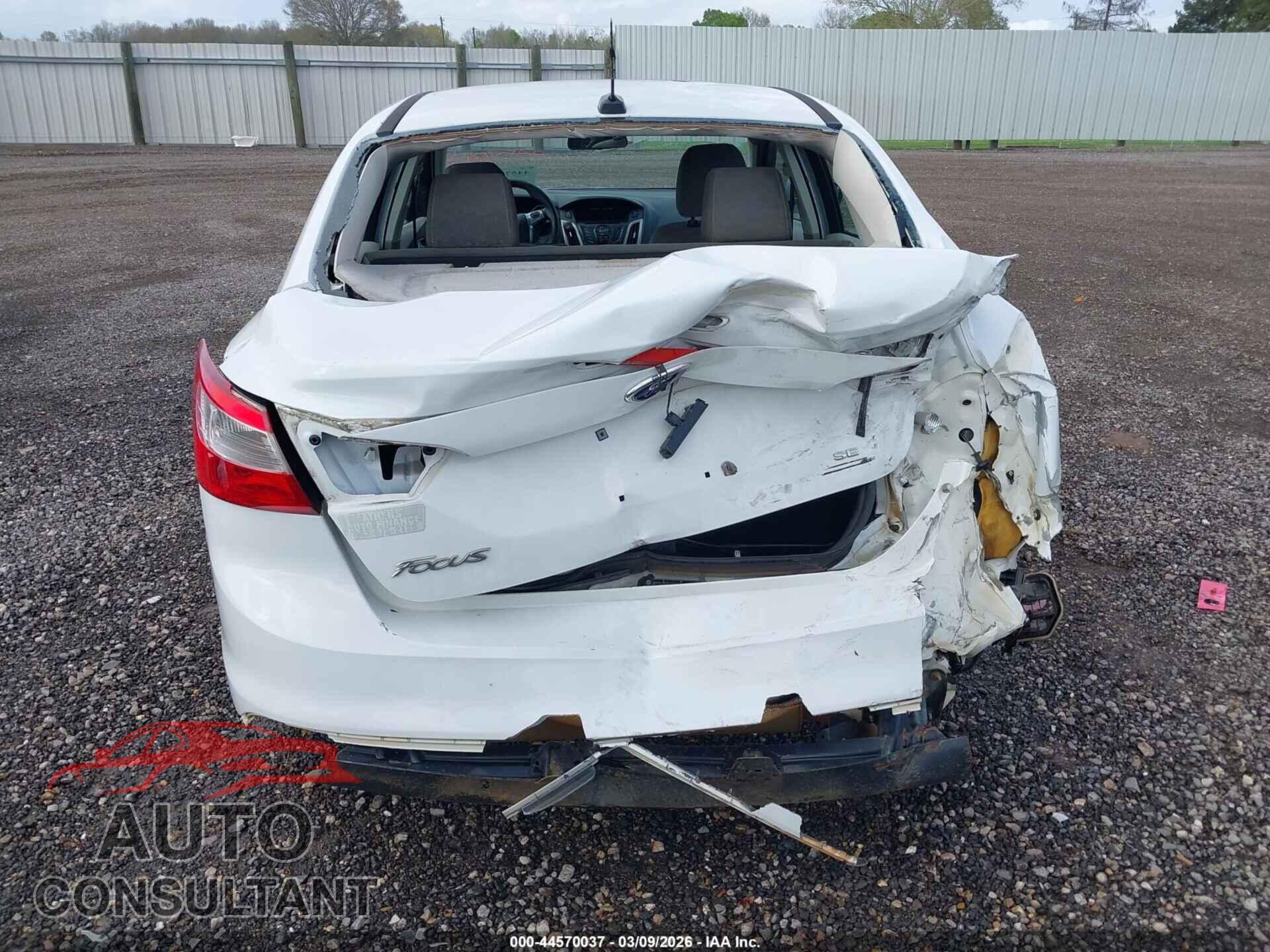 FORD FOCUS 2014 - 1FADP3F22EL109594