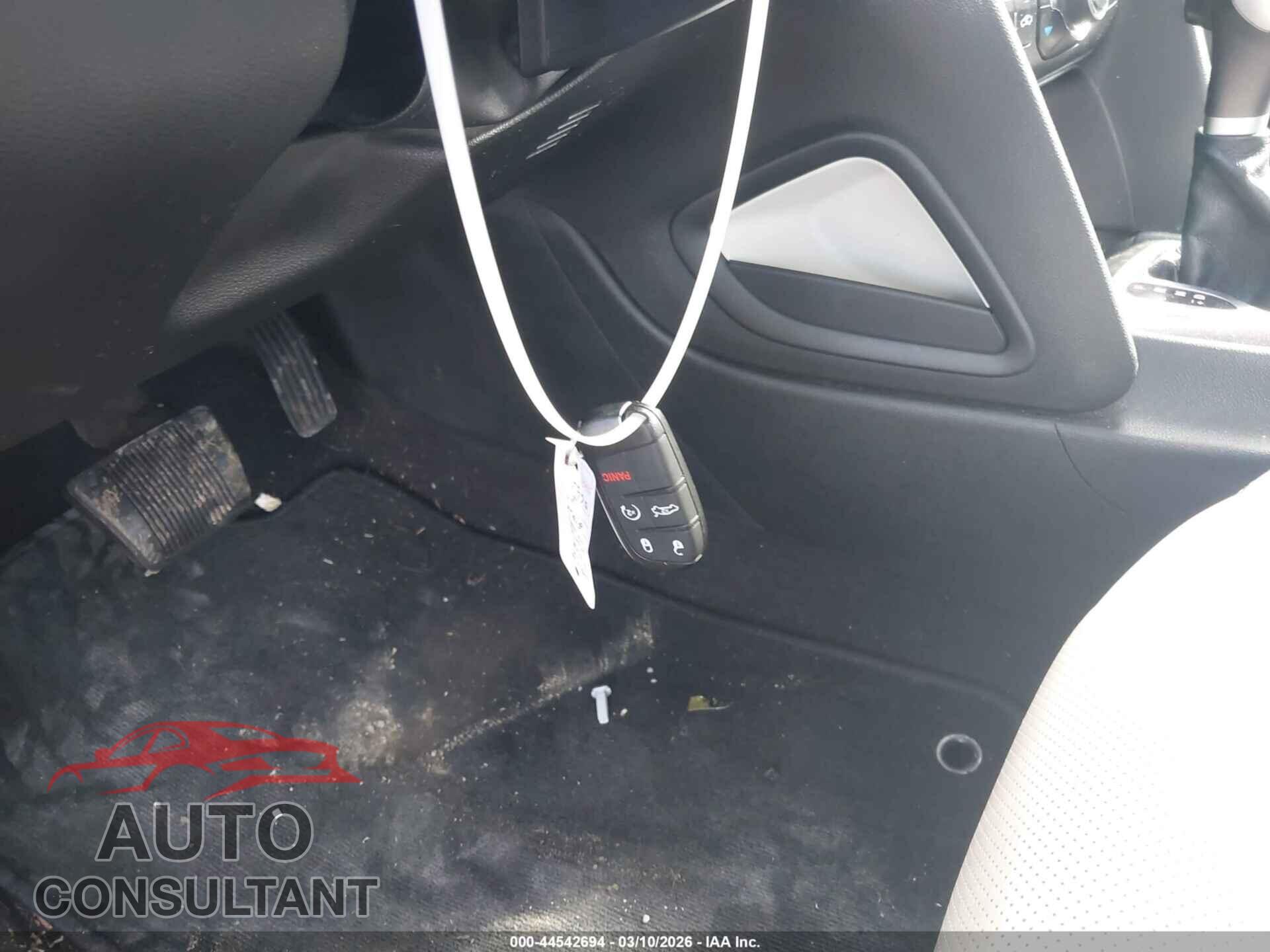 DODGE DART 2015 - 1C3CDFCB9FD301759