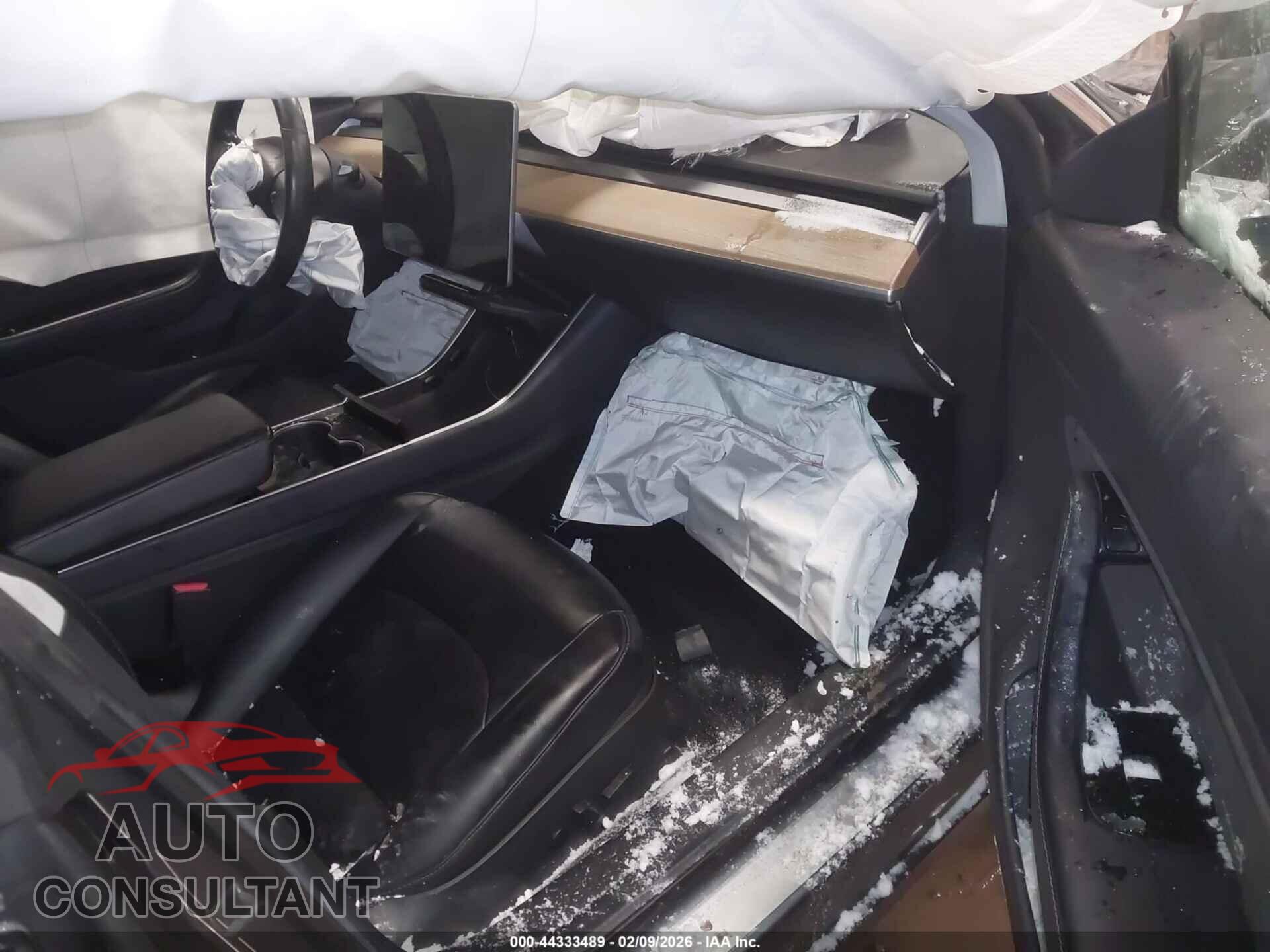 TESLA MODEL 3 2018 - 5YJ3E1EA4JF007820