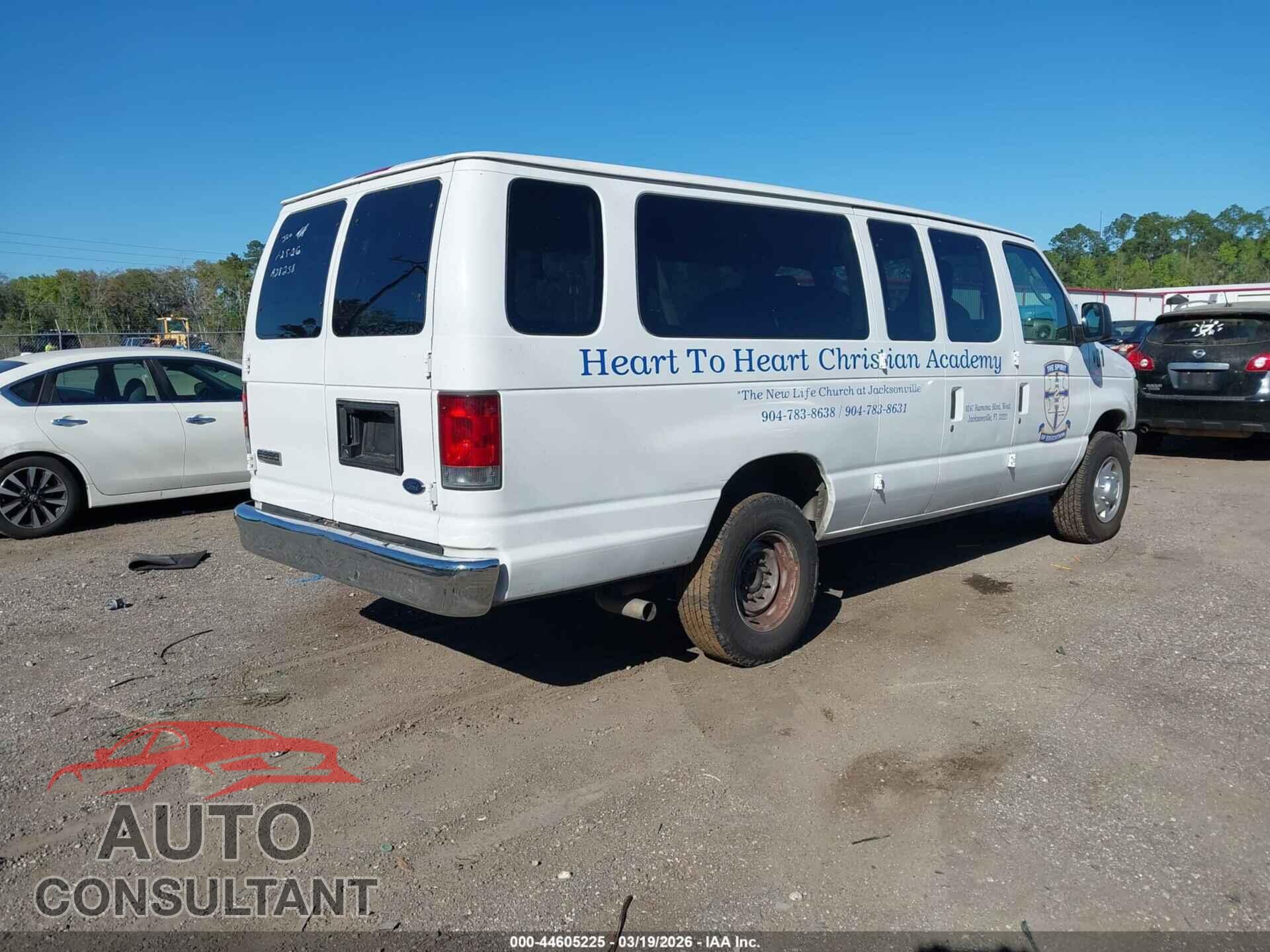 FORD E-350 SUPER DUTY 2012 - 1FBSS3BL5CDA28258