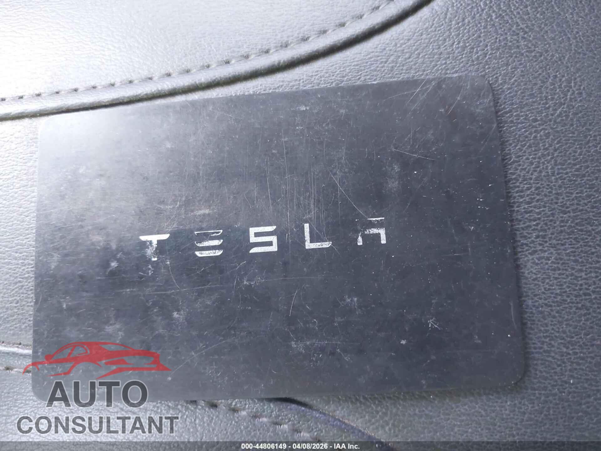 TESLA MODEL 3 2024 - 5YJ3E1EA6RF842684