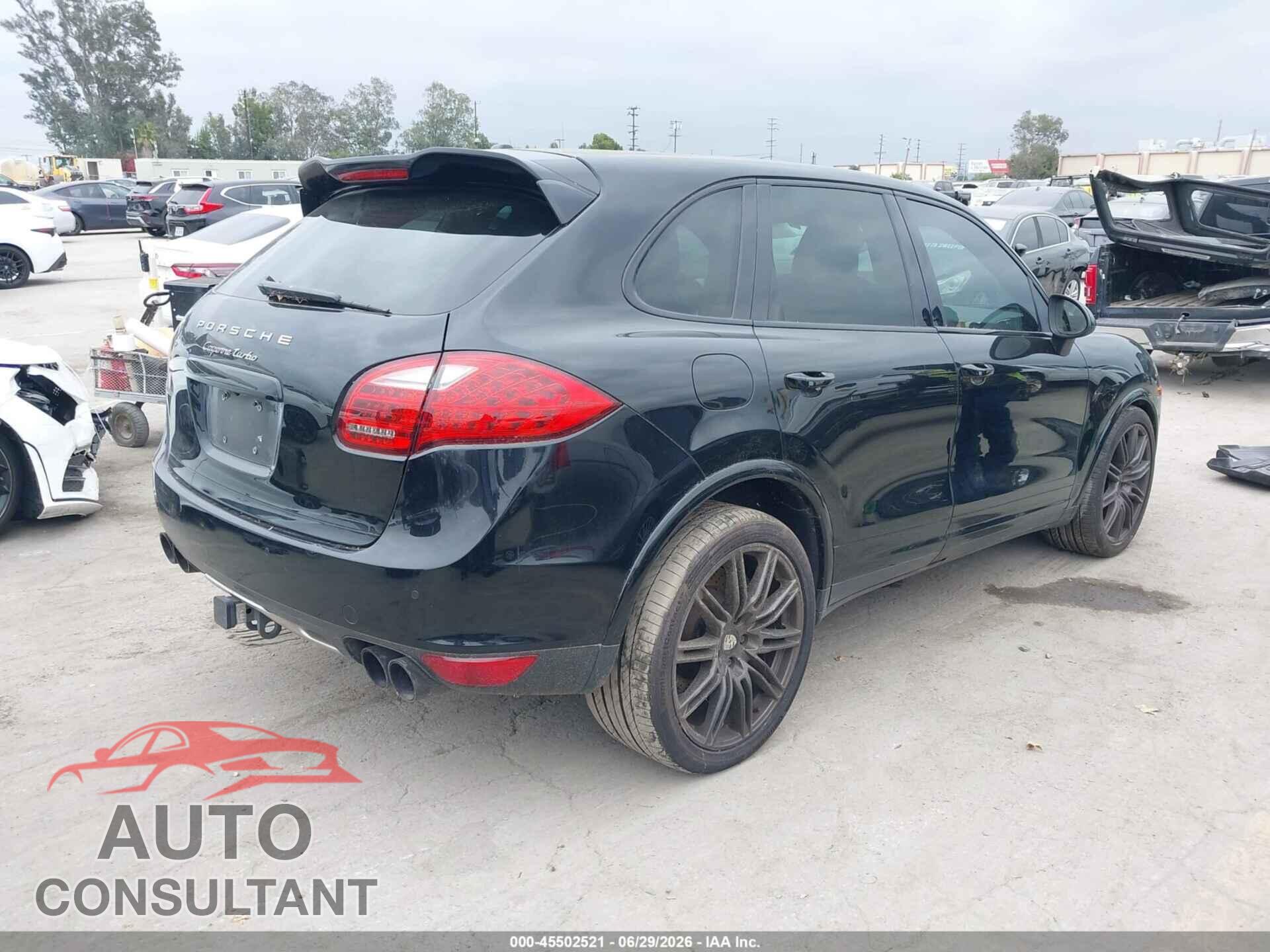 PORSCHE CAYENNE 2012 - WP1AC2A25CLA84471