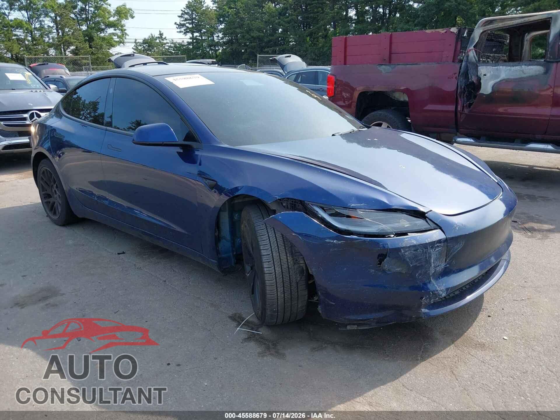 TESLA MODEL 3 2024 - 5YJ3E1EA0RF736683