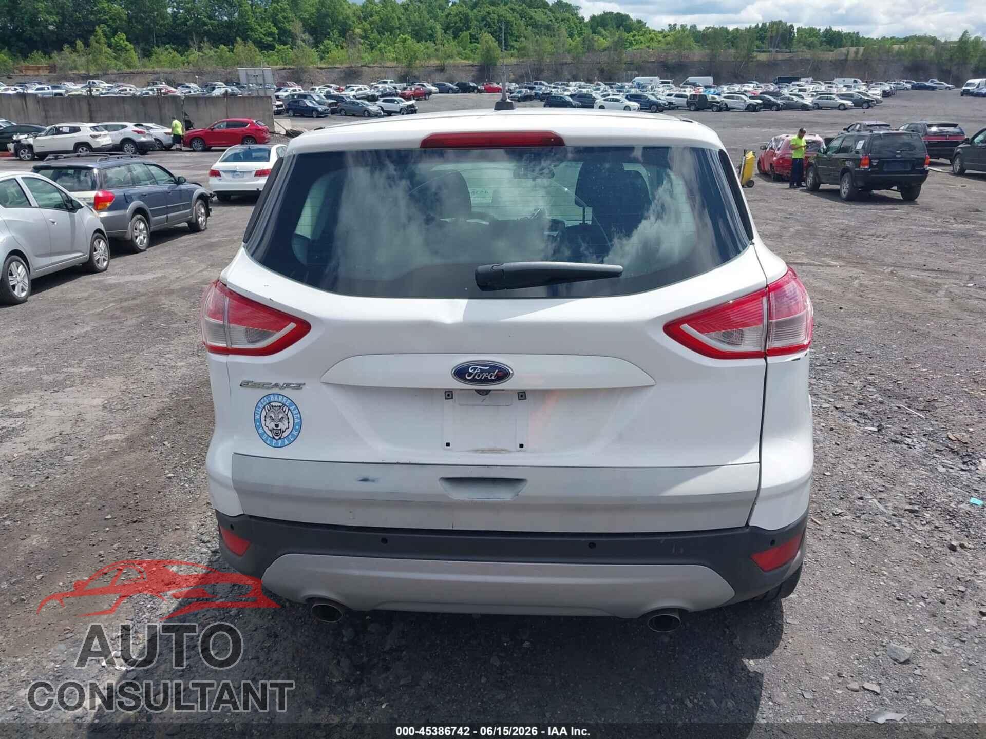 FORD ESCAPE 2016 - 1FMCU0G74GUC90861