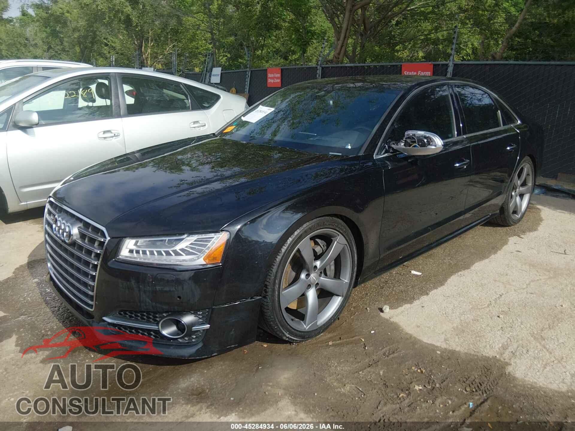 AUDI S8 2016 - WAUJSAFD0GN009404