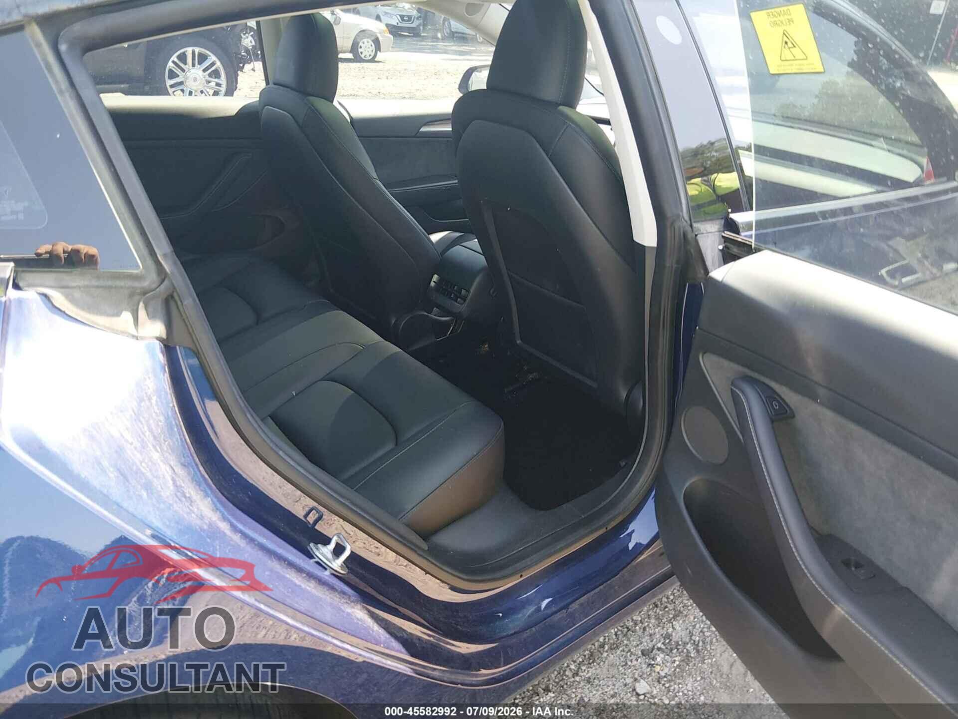 TESLA MODEL 3 2023 - 5YJ3E1EAXPF609212