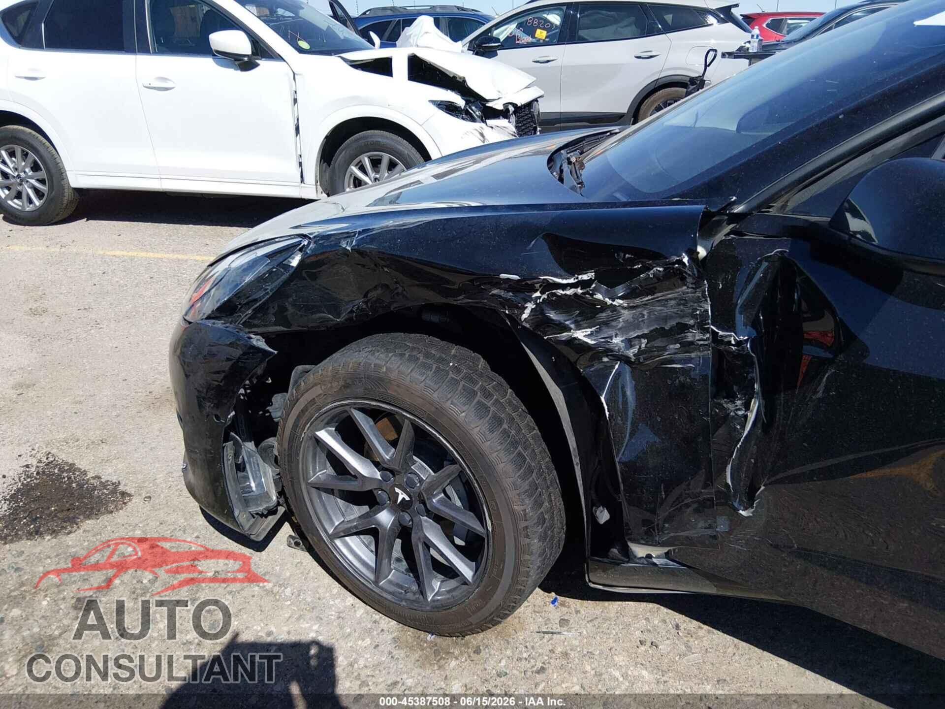 TESLA MODEL 3 2021 - 5YJ3E1EA9MF928774