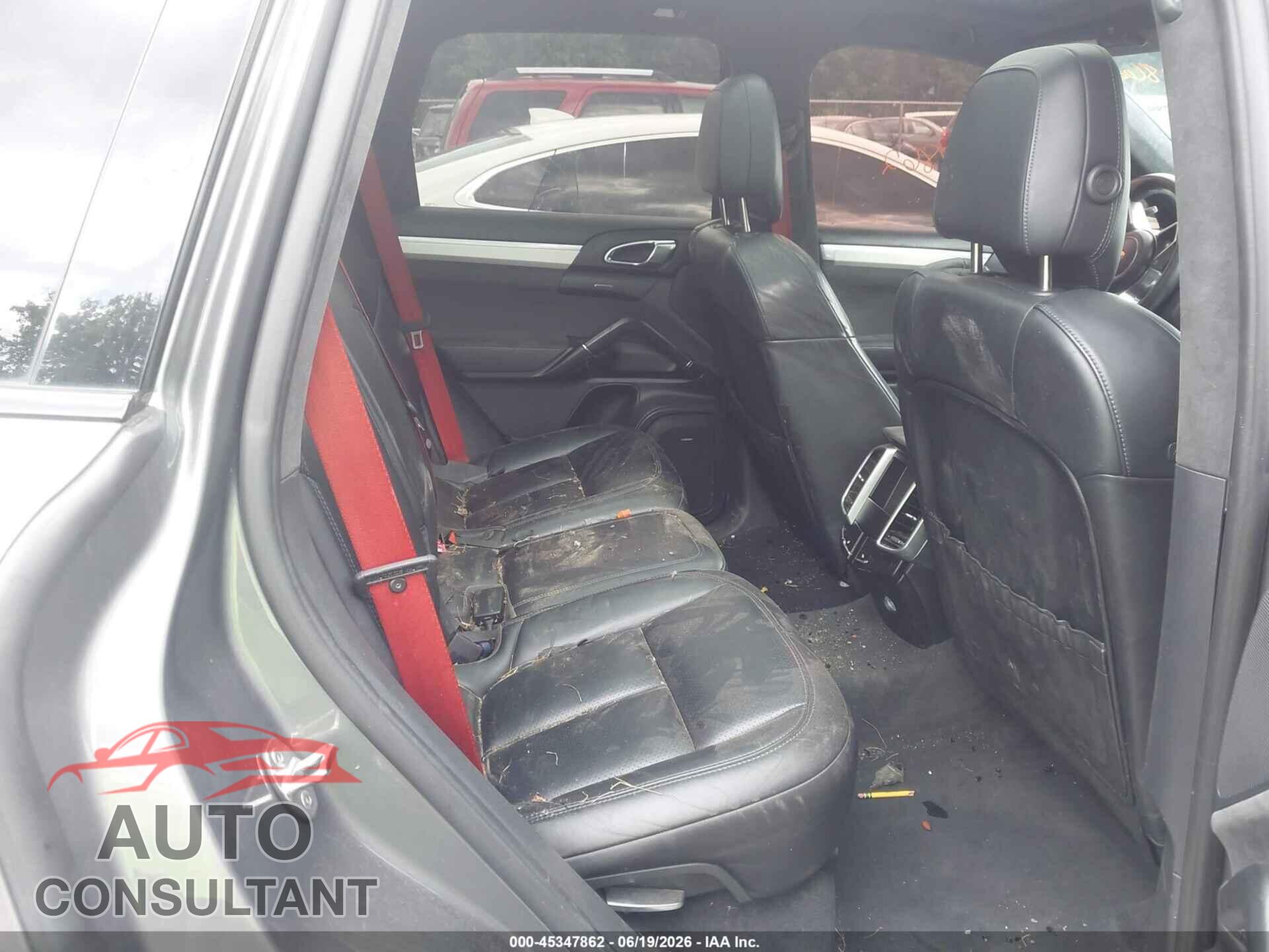 PORSCHE CAYENNE 2016 - WP1AD2A25GLA77538
