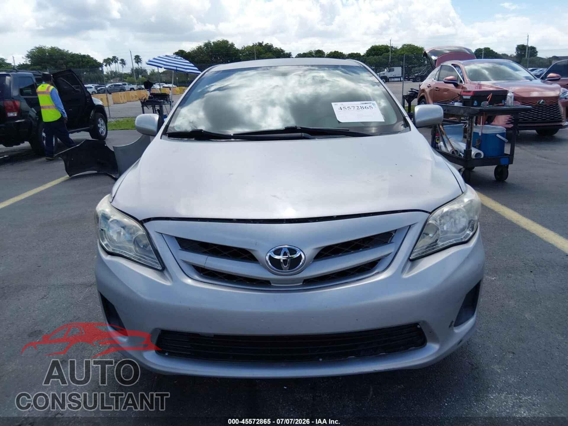 TOYOTA COROLLA 2012 - 2T1BU4EEXCC834733