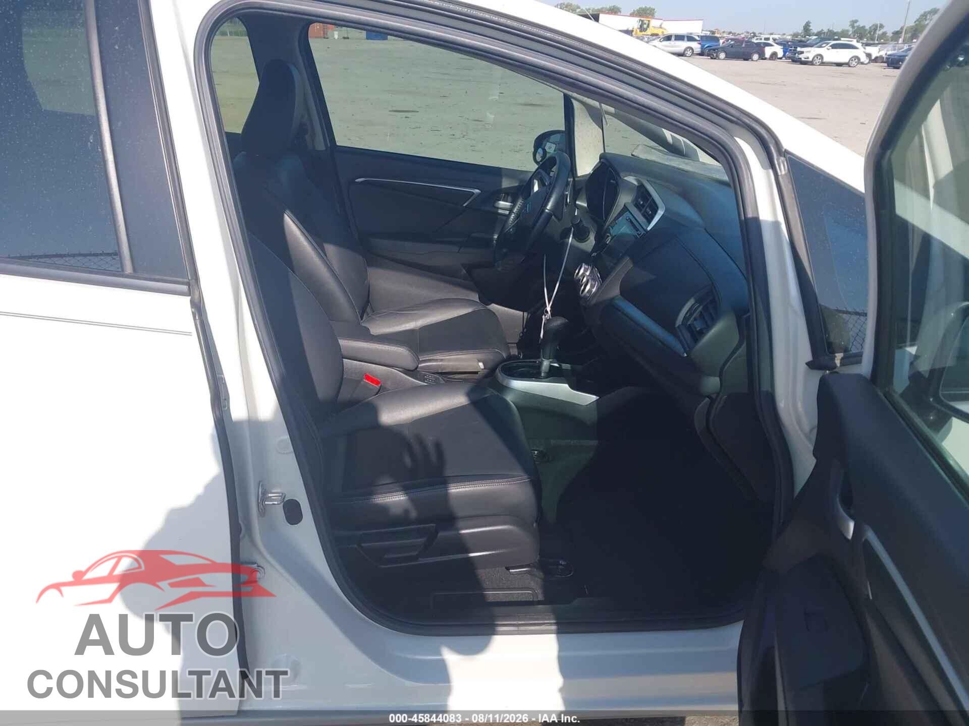 HONDA FIT 2017 - JHMGK5H8XHS016088