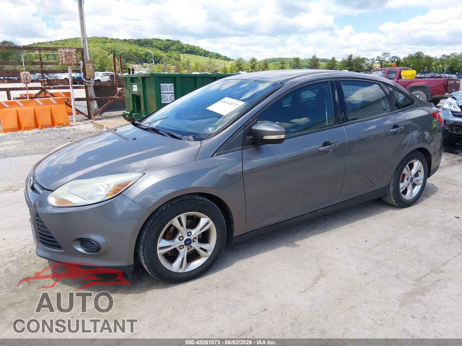 FORD FOCUS 2014 - 1FADP3F28EL272525