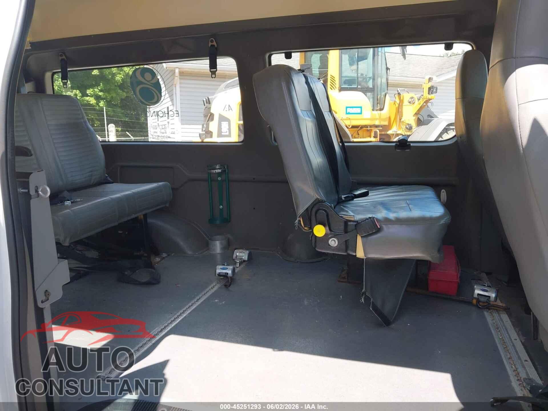FORD E-150 2011 - 1FTNE1EW9BDA72059