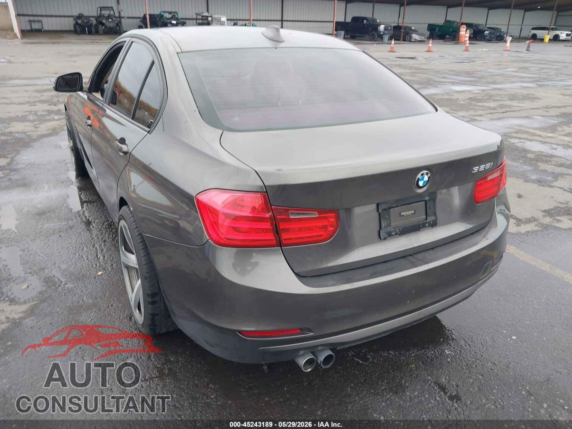 BMW 328I 2013 - WBA3A5C5XDF354896