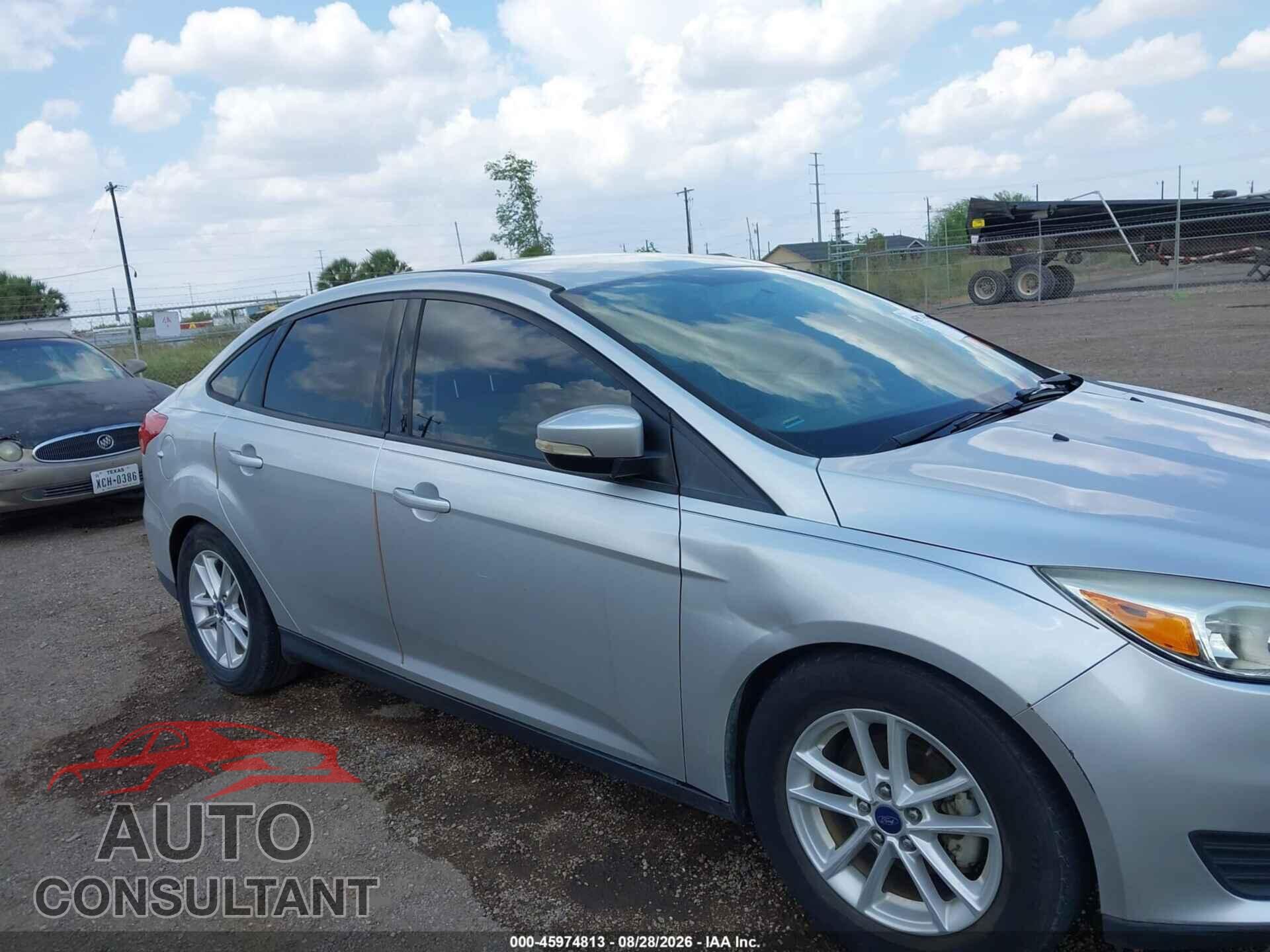 FORD FOCUS 2016 - 1FADP3F23GL360109