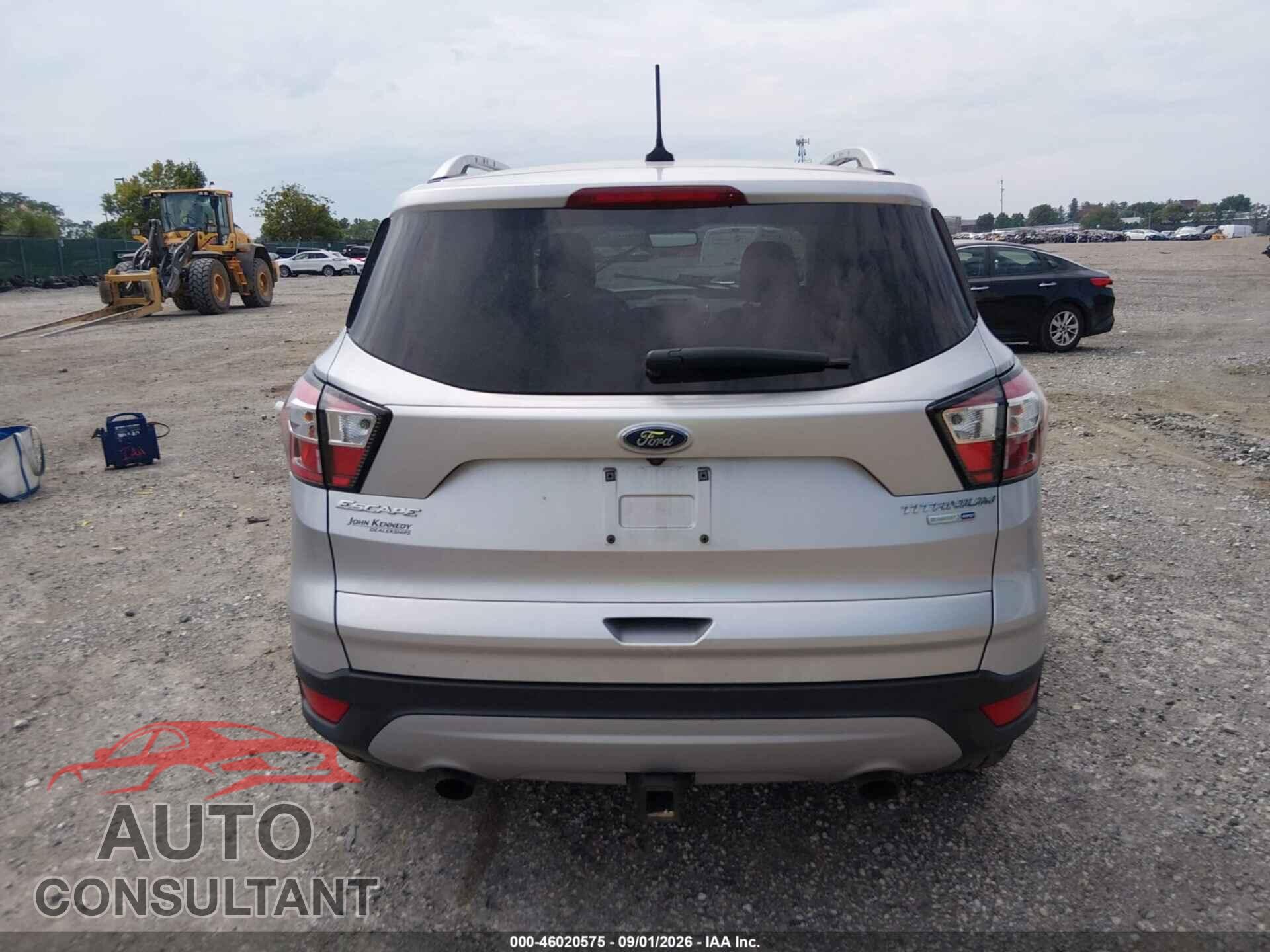 FORD ESCAPE 2018 - 1FMCU9J96JUB05652