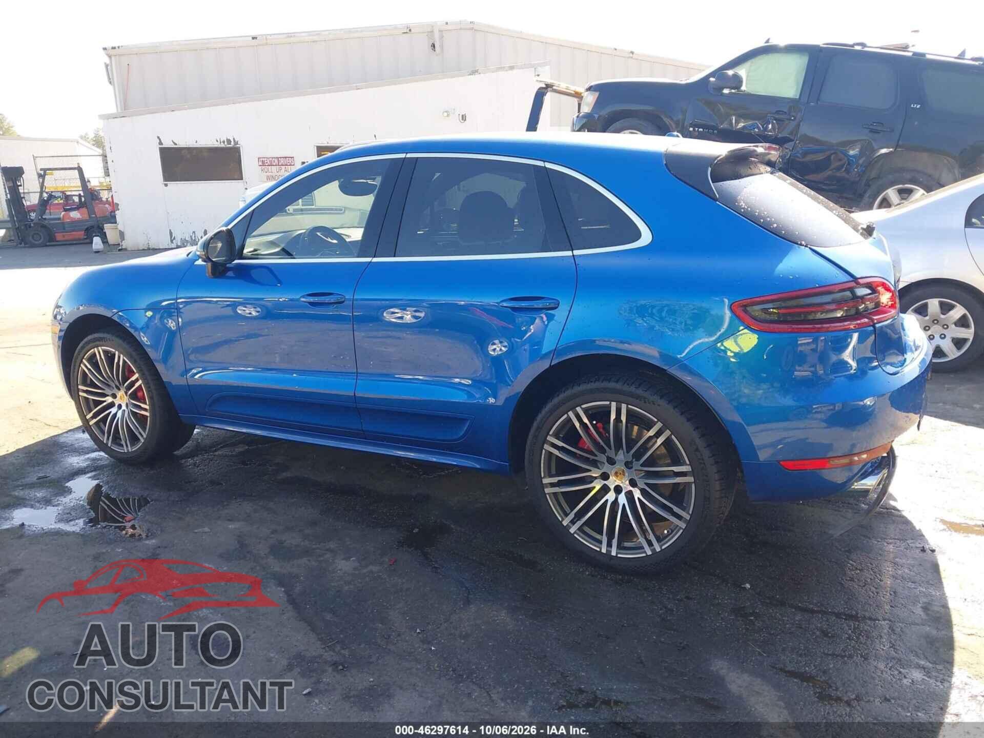 PORSCHE MACAN 2017 - WP1AF2A54HLB60075