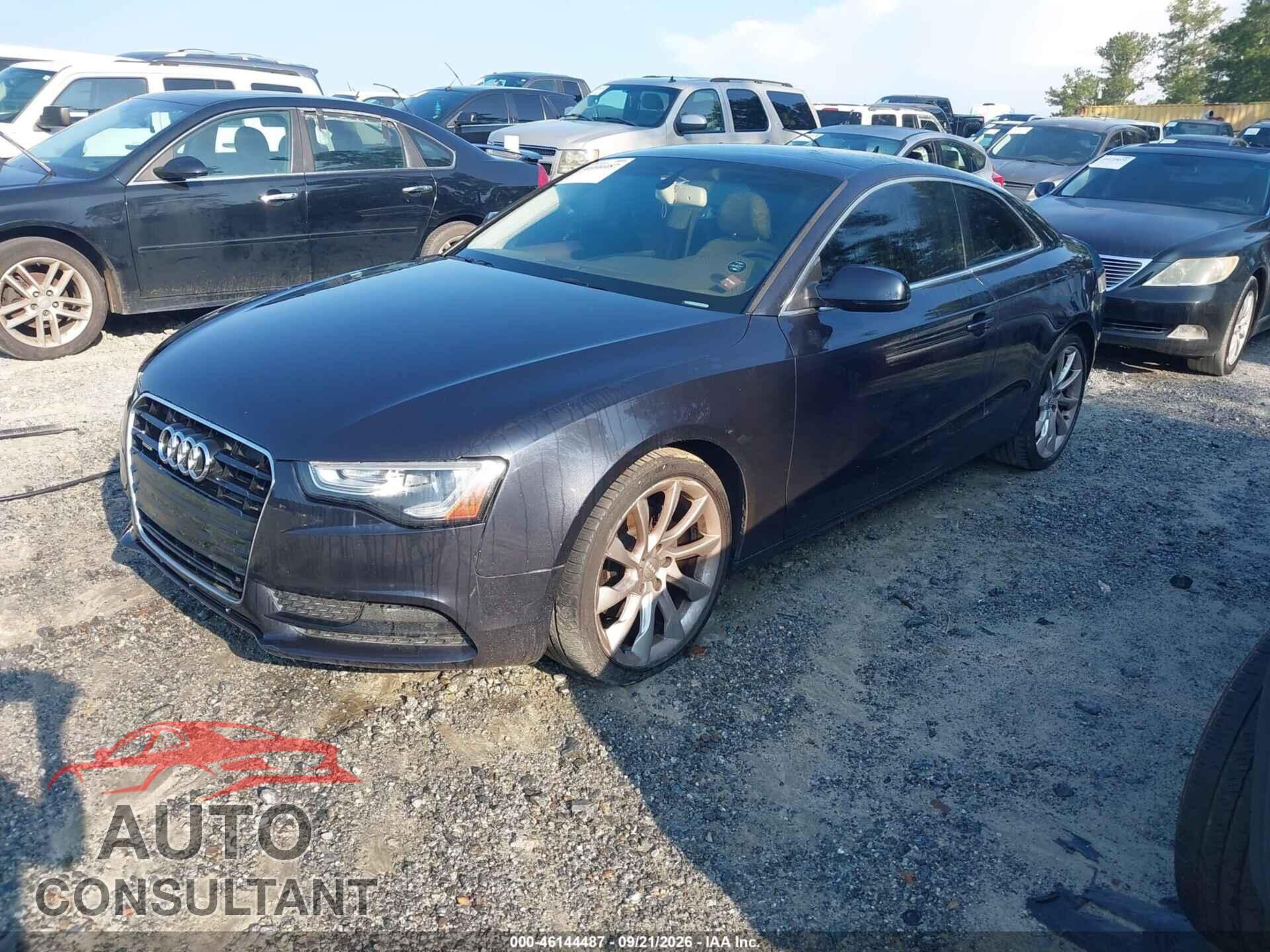 AUDI A5 2013 - WAULFAFR2DA031867