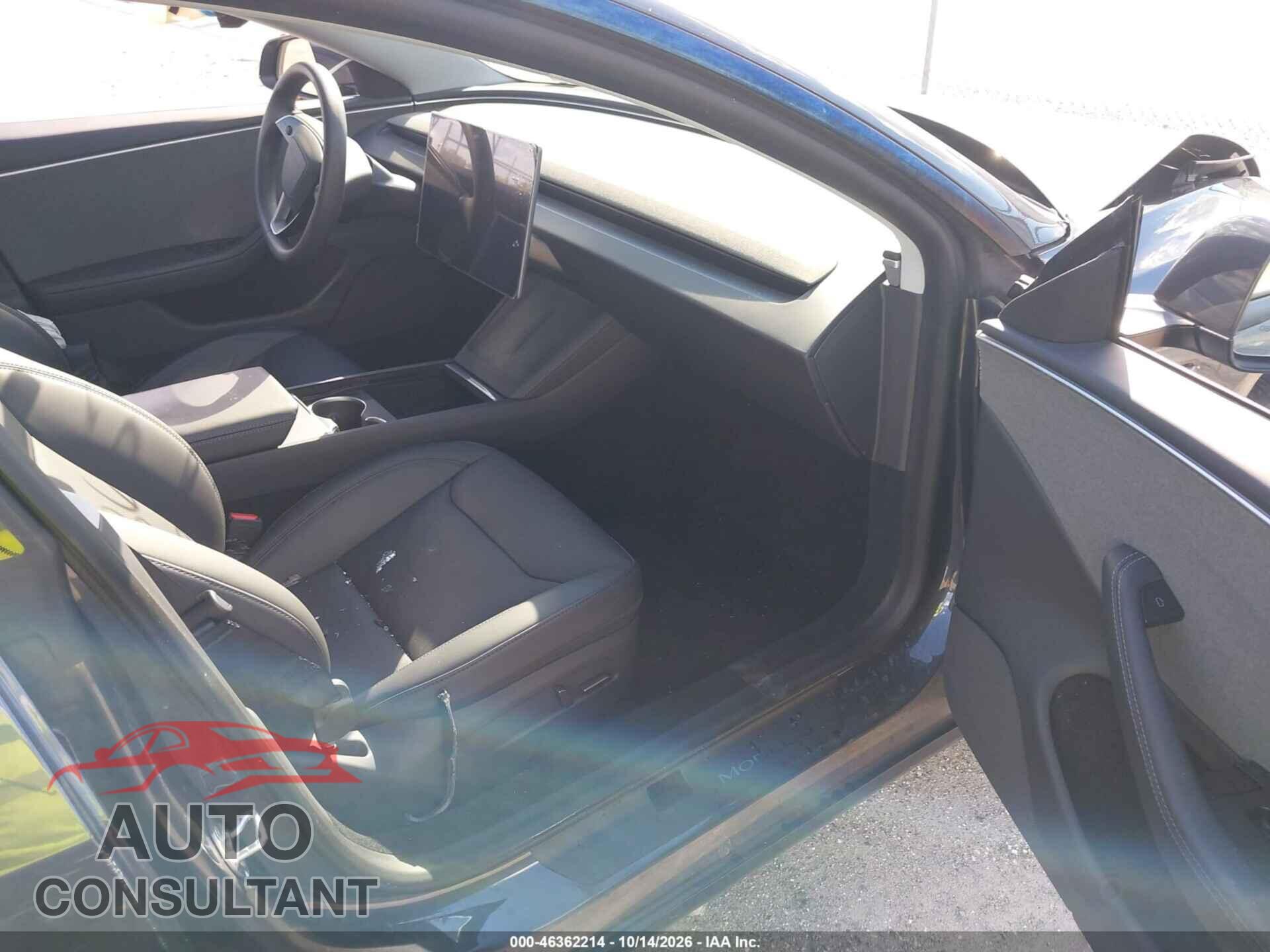 TESLA MODEL 3 2025 - 5YJ3E1EA7SF896288