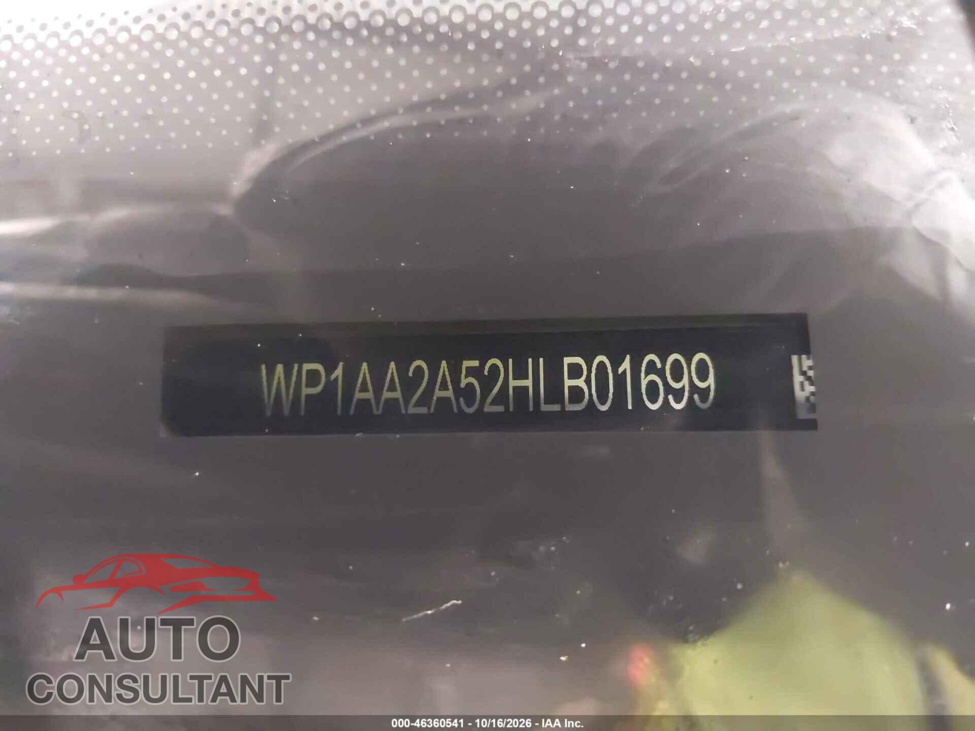 PORSCHE MACAN 2017 - WP1AA2A52HLB01699