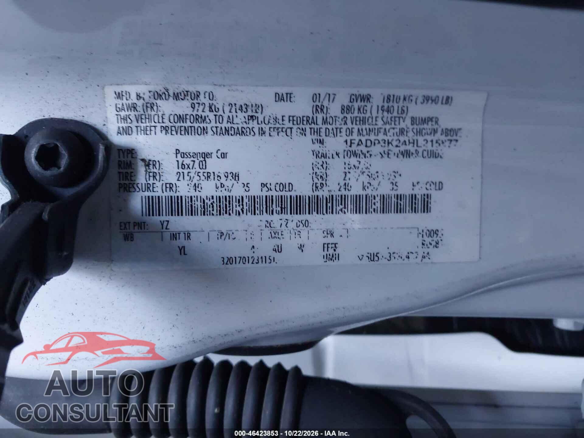 FORD FOCUS 2017 - 1FADP3K24HL215877