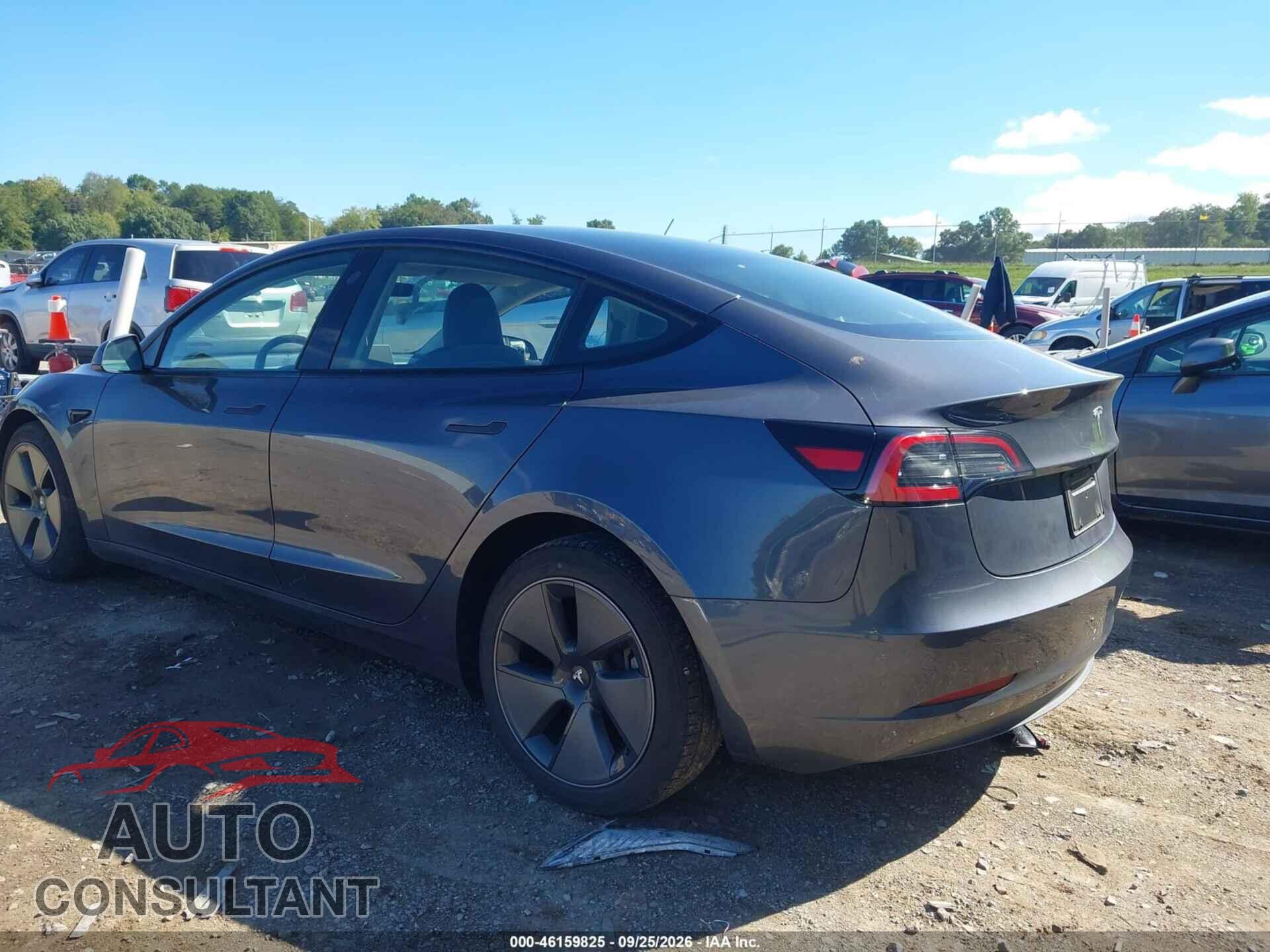 TESLA MODEL 3 2023 - 5YJ3E1EA3PF671745
