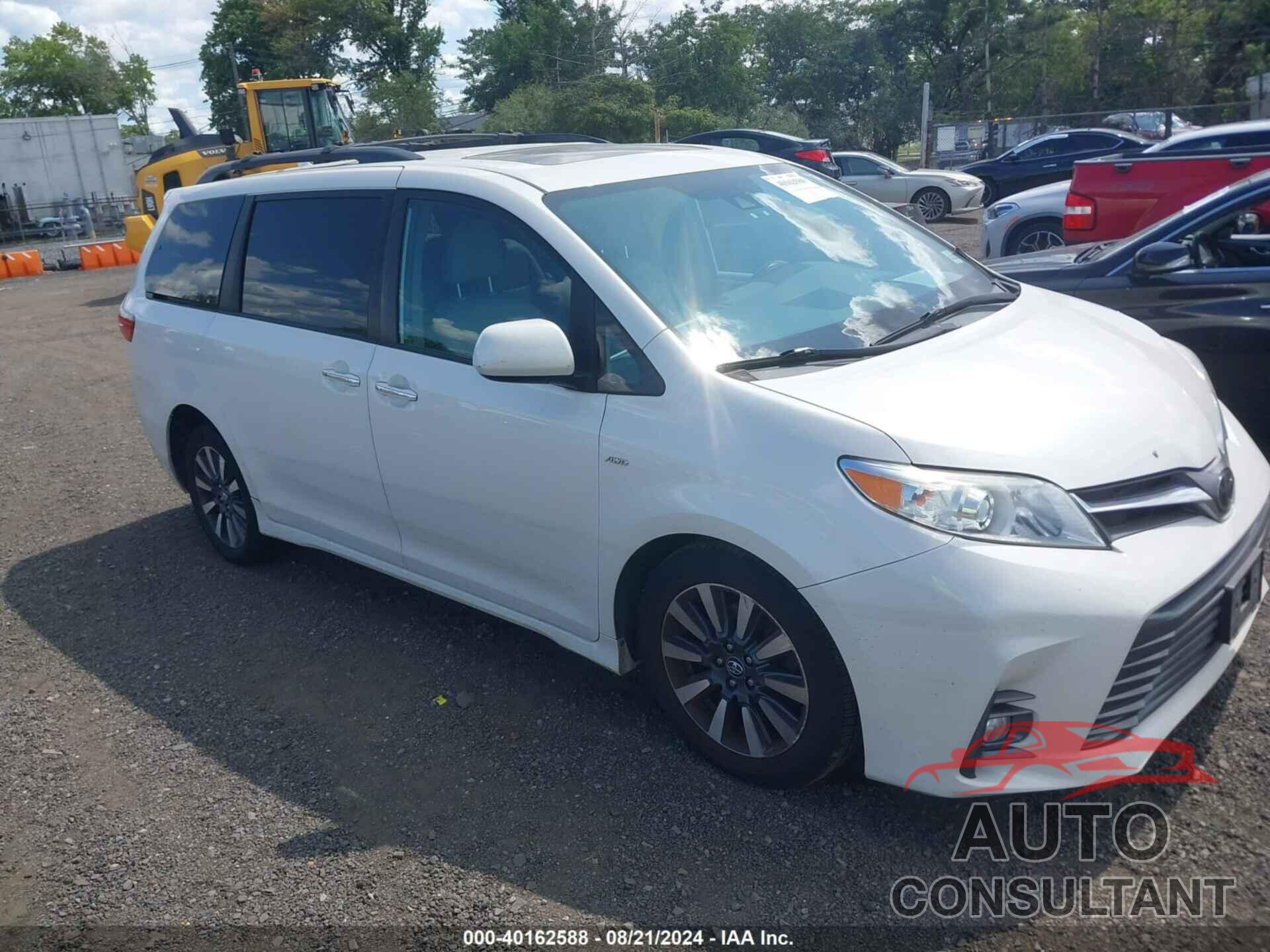 TOYOTA SIENNA 2019 - 5TDDZ3DC1KS217876