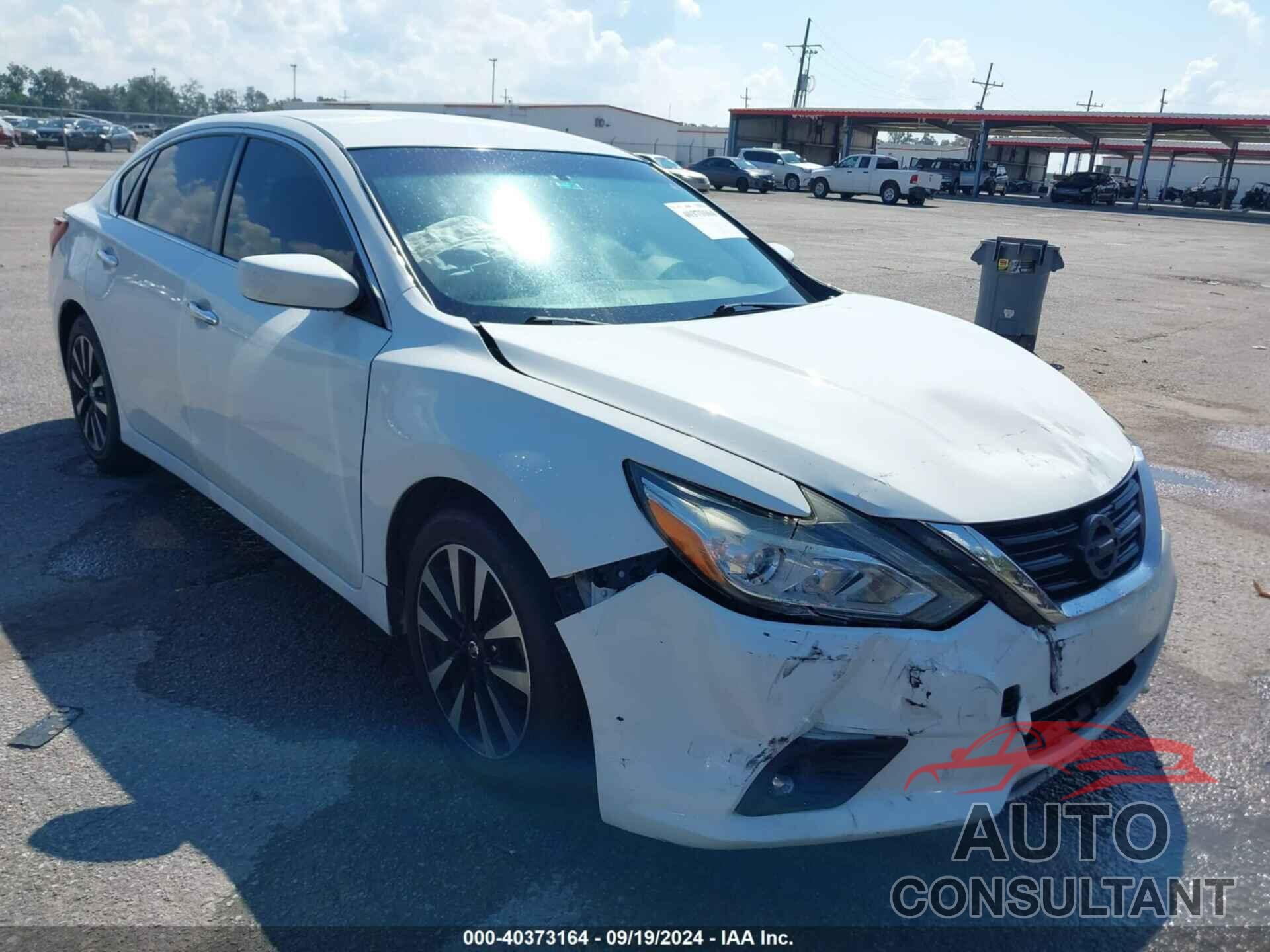 NISSAN ALTIMA 2018 - 1N4AL3APXJC198004